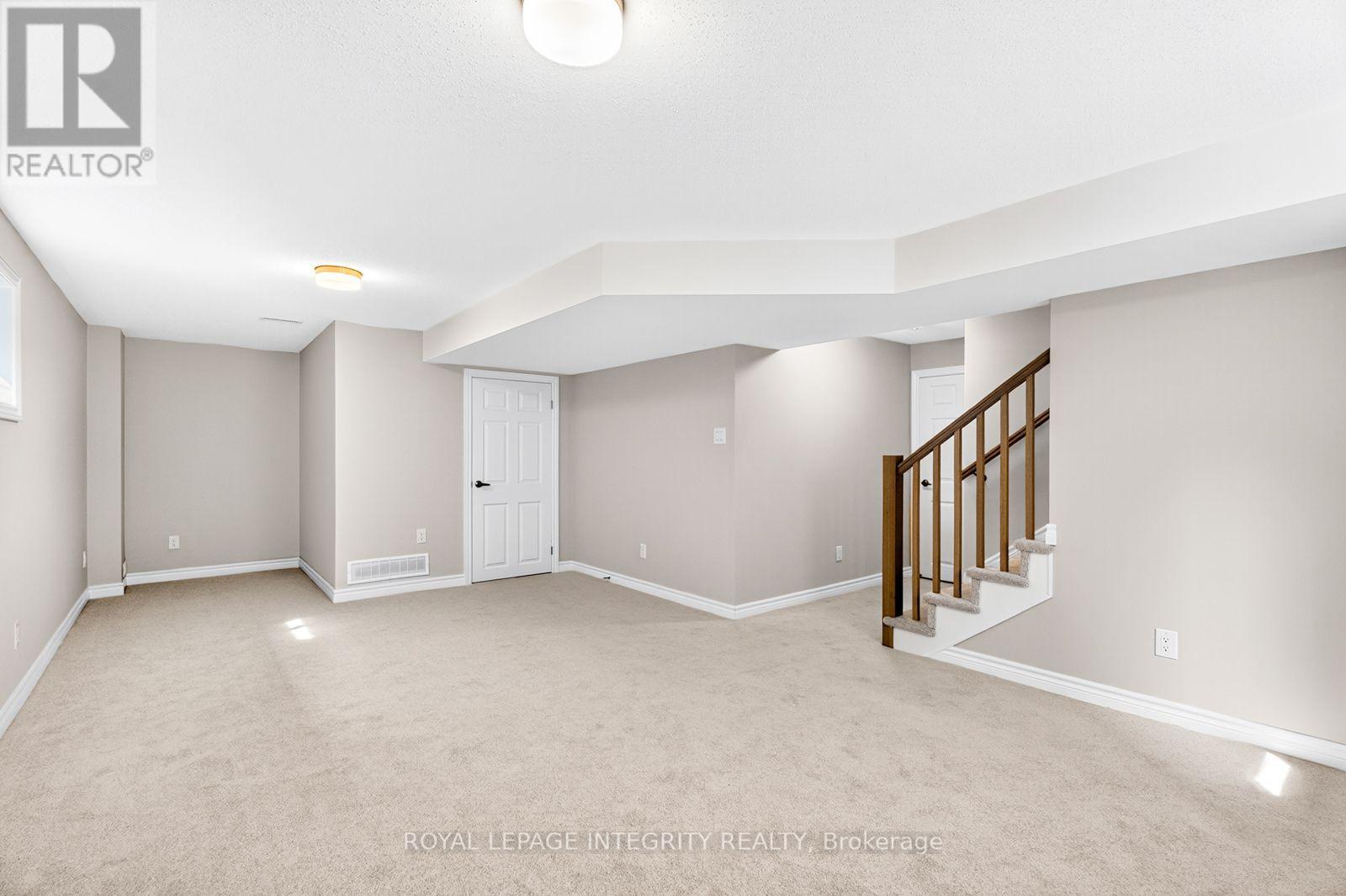 335 Les Emmerson Drive Property Photo 32