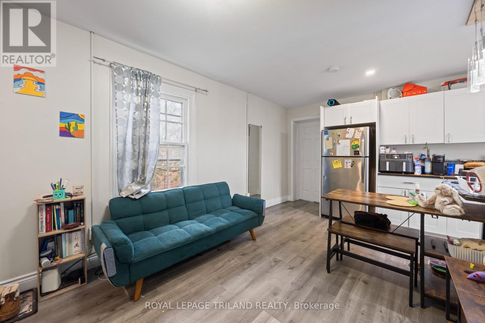 434 Dufferin Avenue Property Photo 14