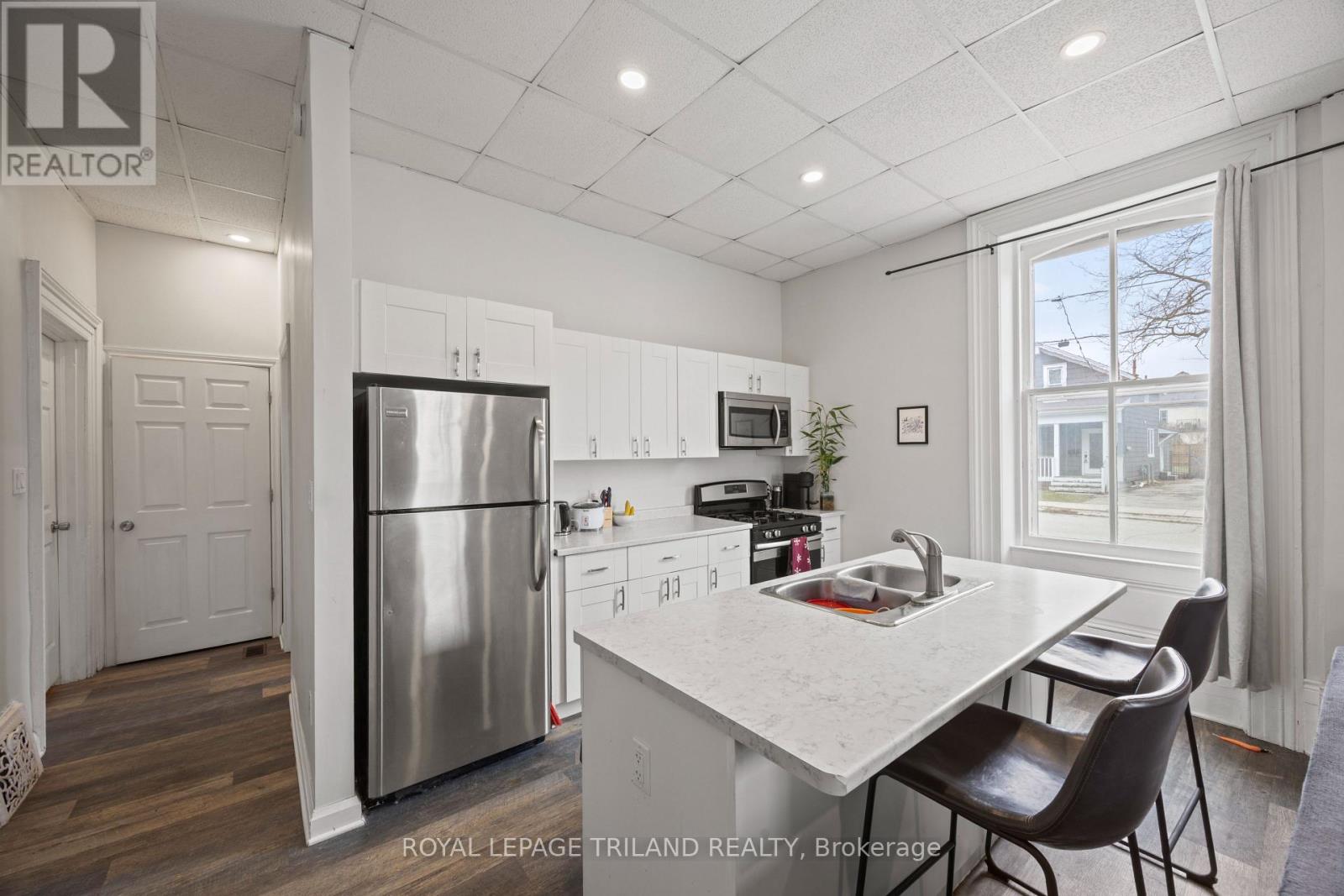 434 Dufferin Avenue Property Photo 18