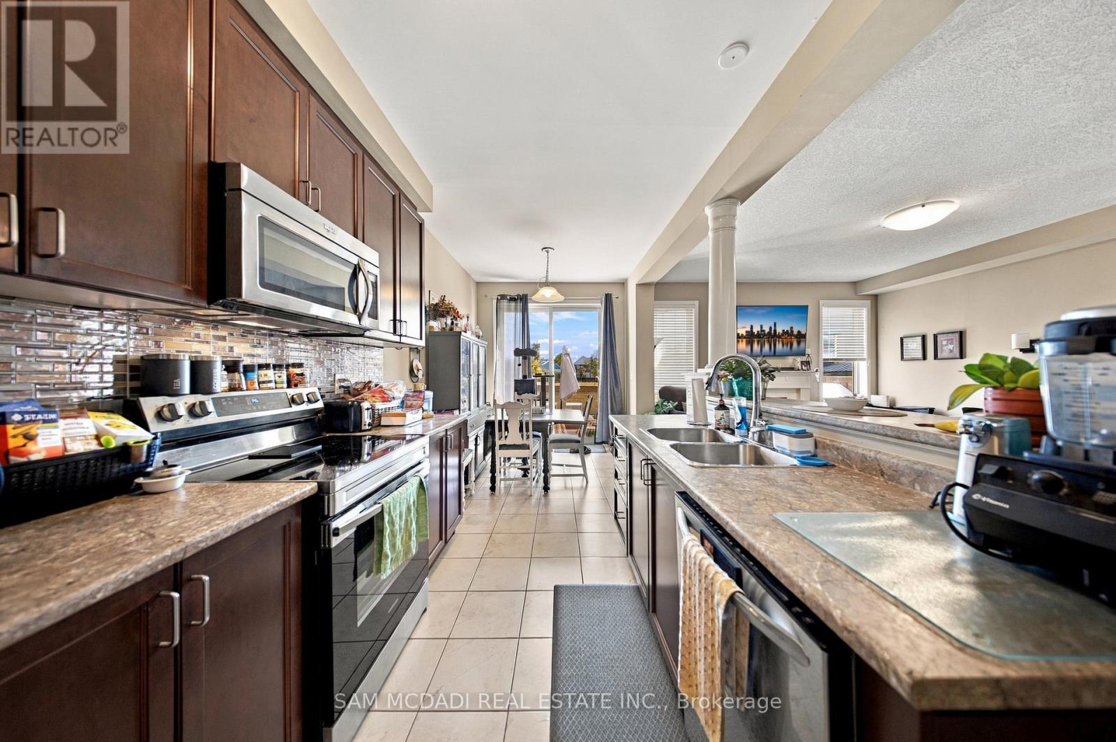 8 Celano Drive Property Photo 11
