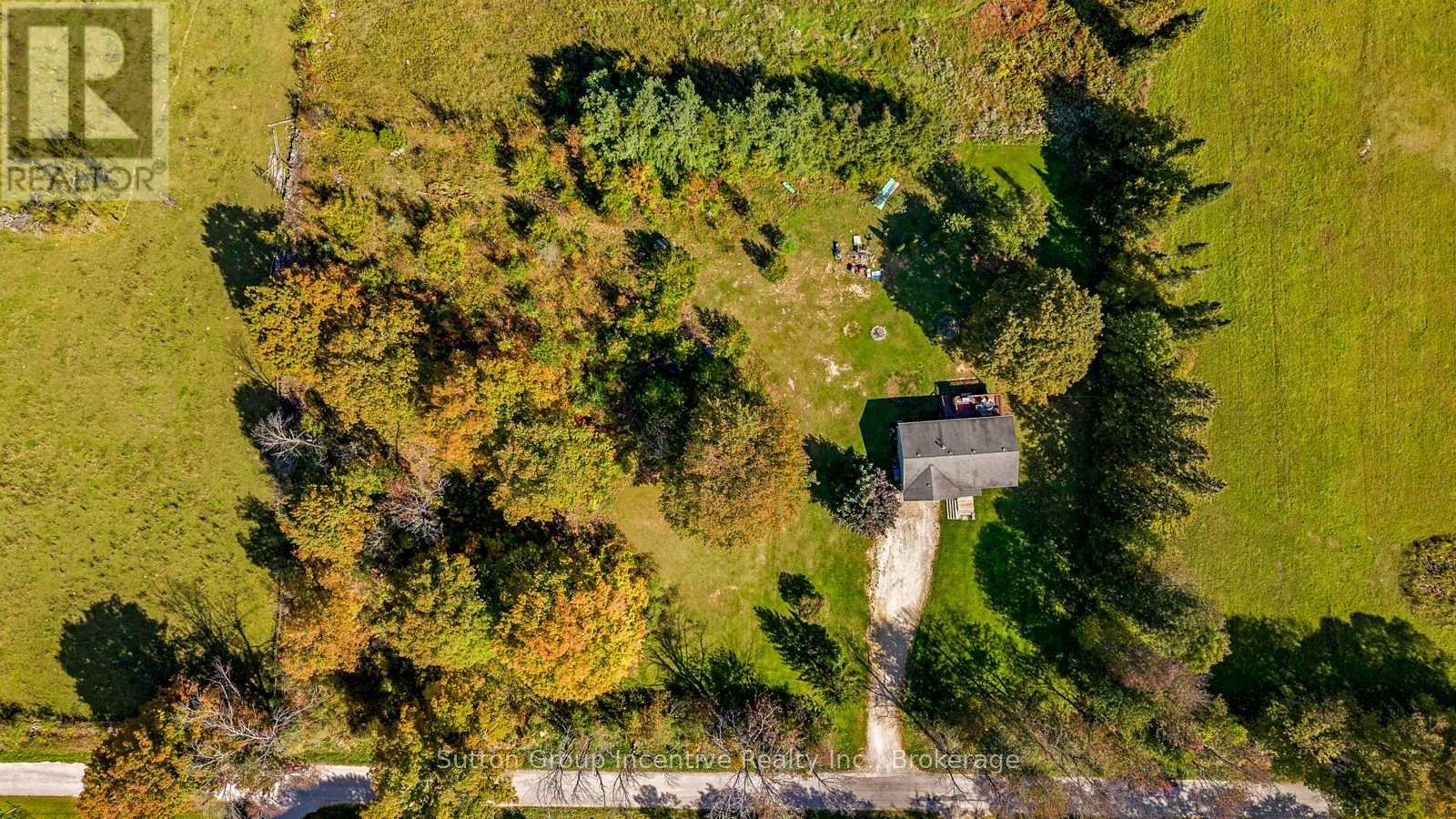 758441 Girl Guide Road Property Photo 4