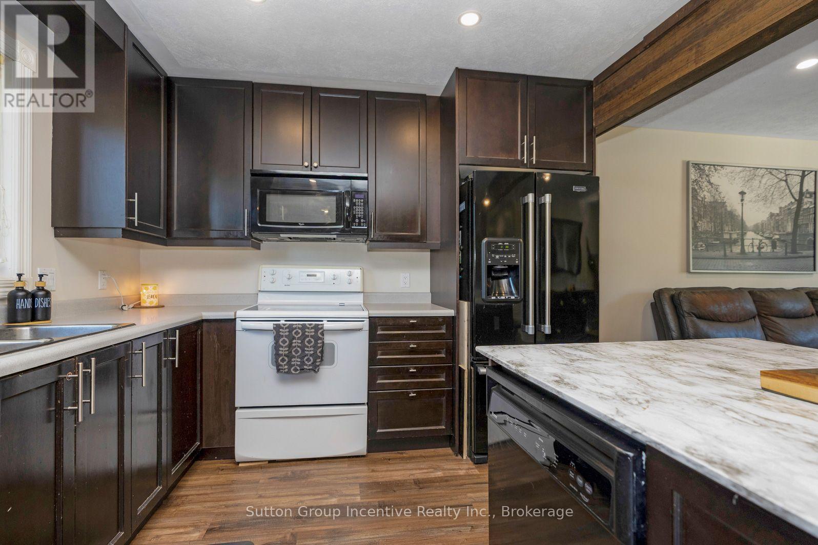 758441 Girl Guide Road Property Photo 13