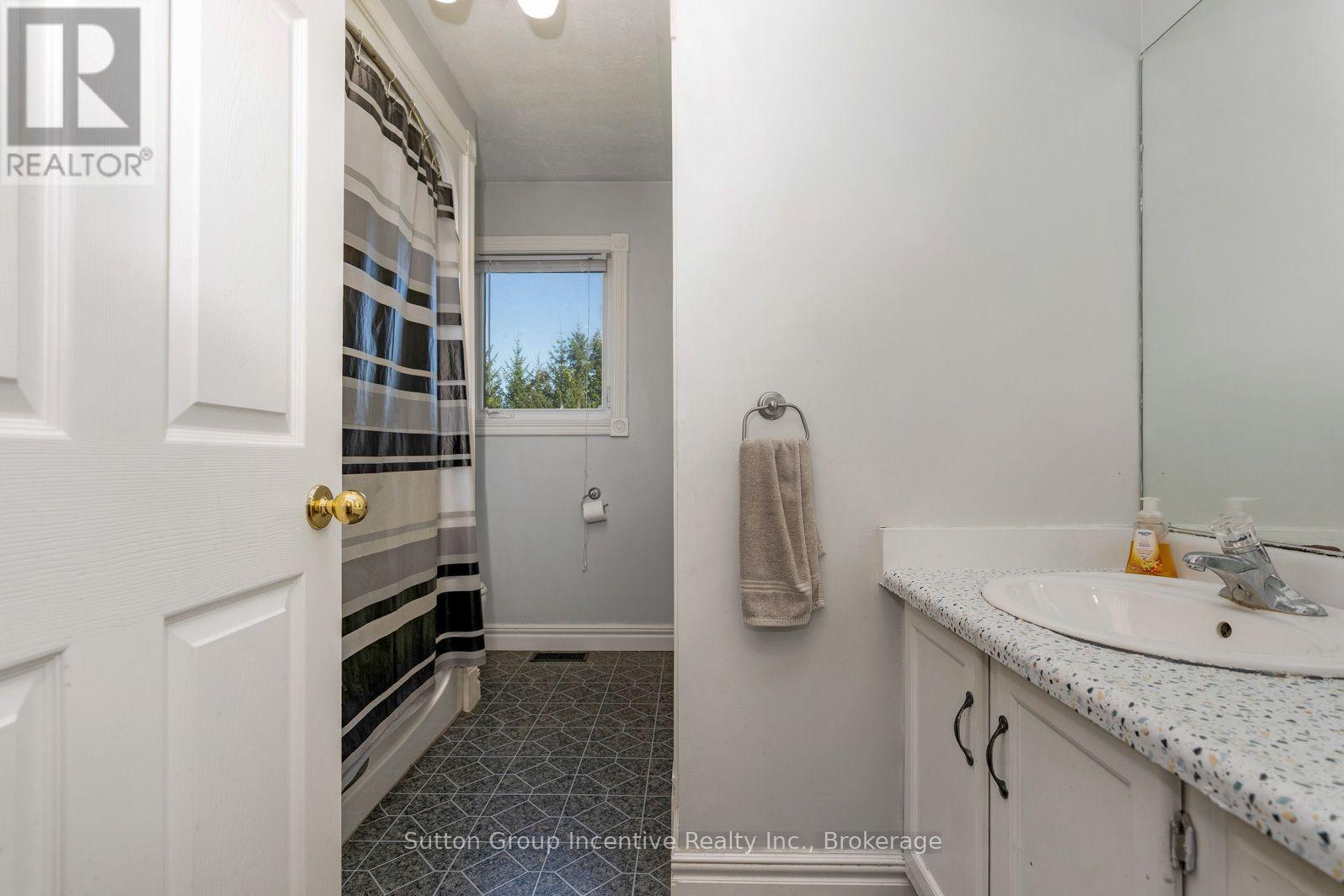 758441 Girl Guide Road Property Photo 18