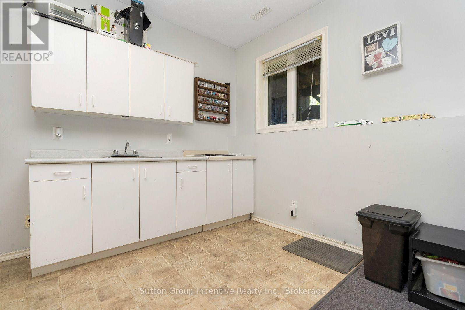 758441 Girl Guide Road Property Photo 30