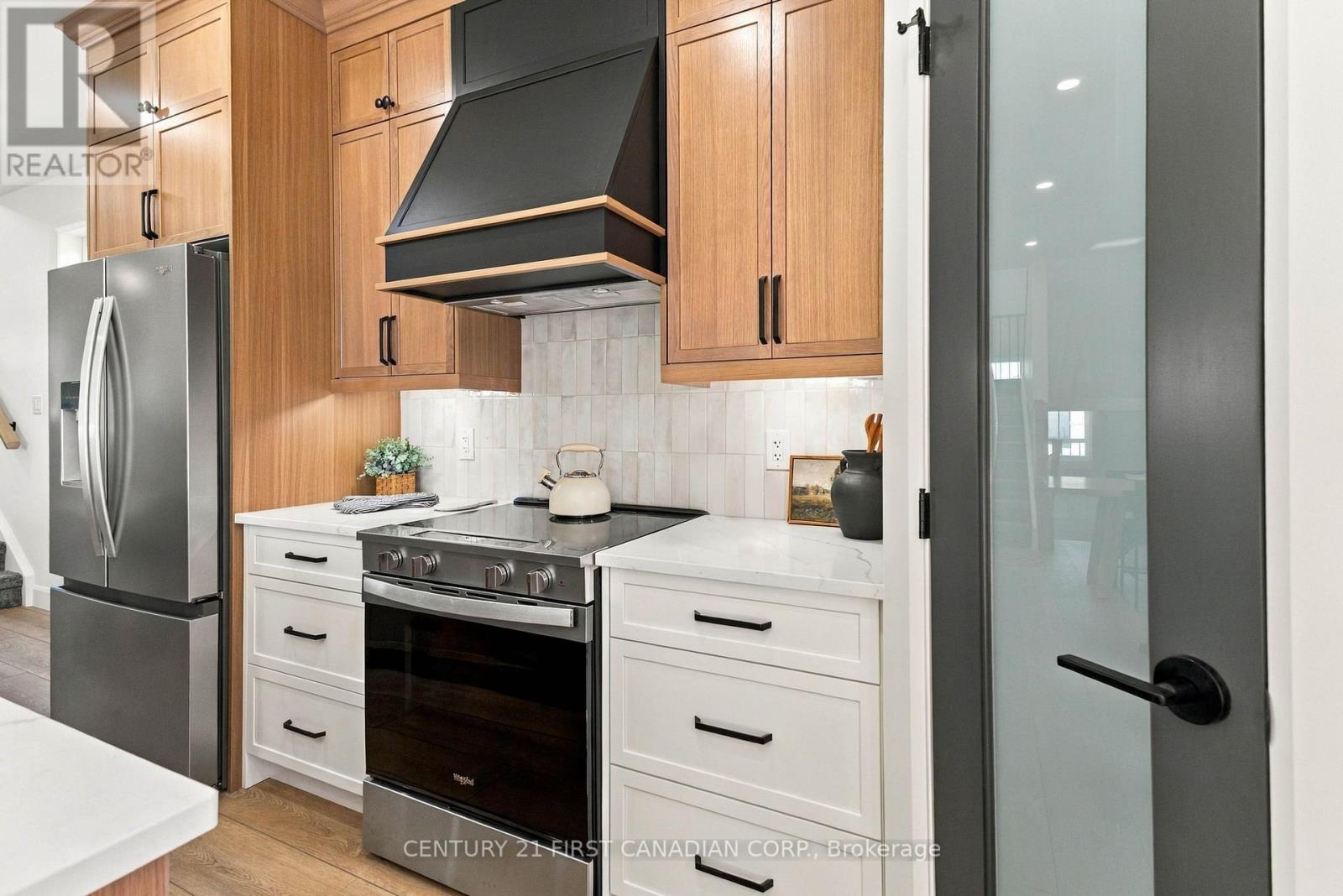 30 Sheldabren Street Property Photo 8
