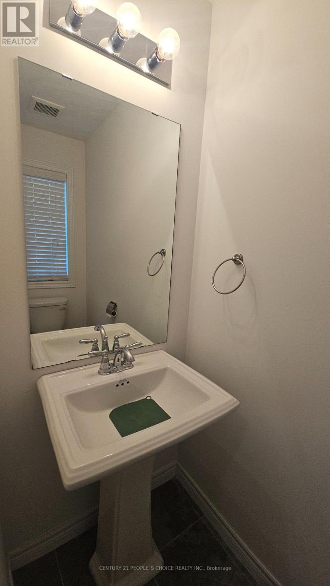 3 Sharp Drive Property Photo 12