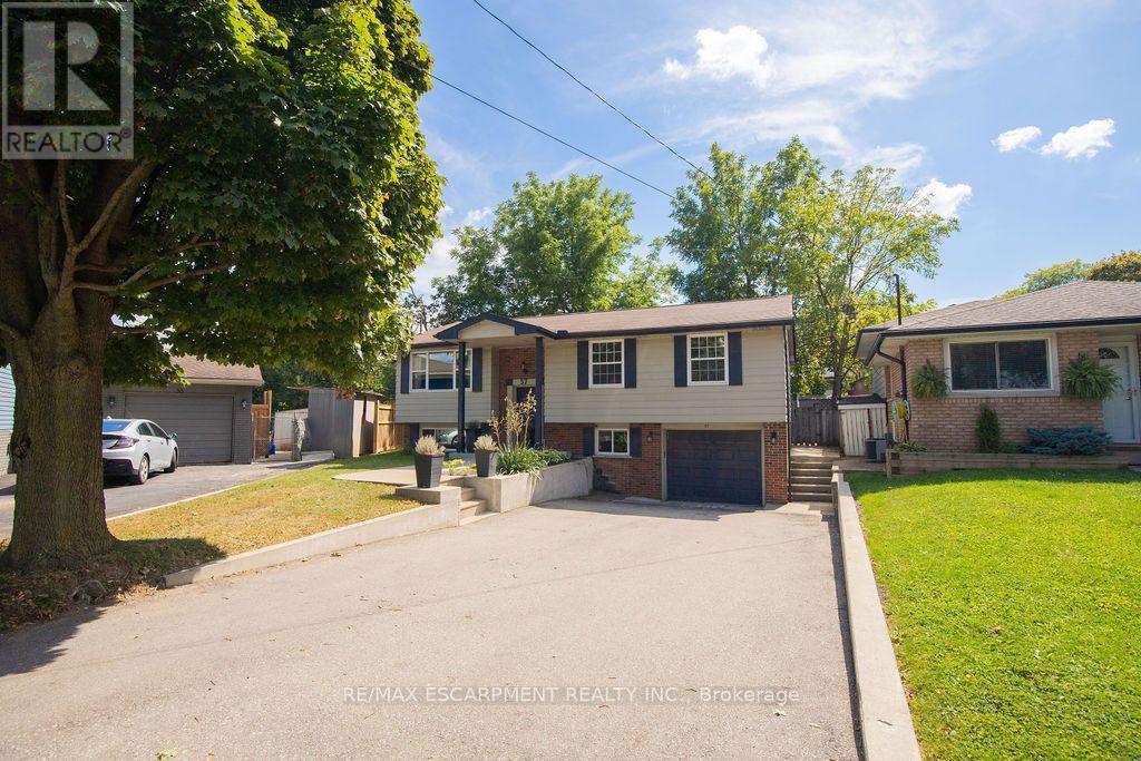 57 Valery Court Property Photo 1