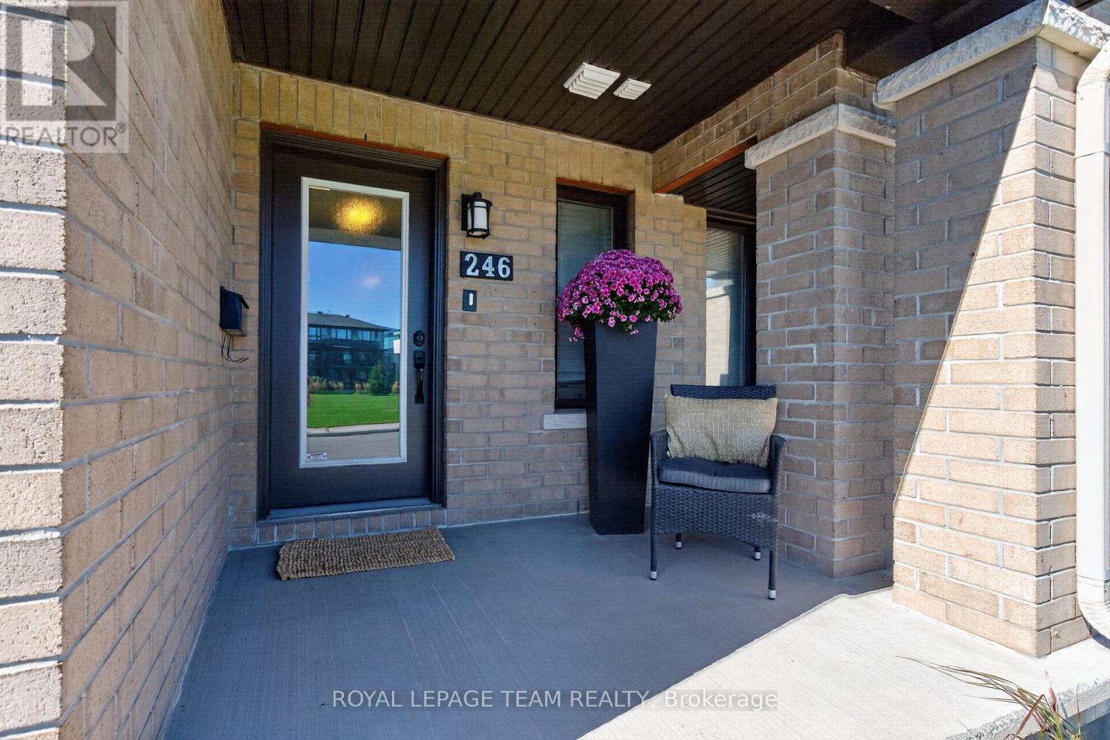 246 Leather Leaf Terrace Property Photo 5