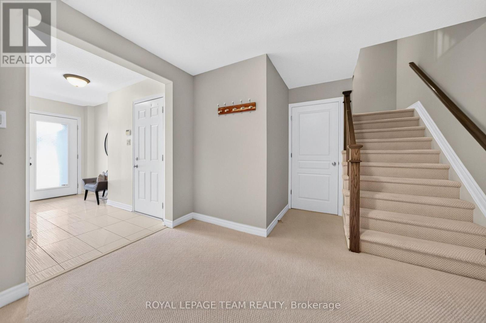 246 Leather Leaf Terrace Property Photo 12
