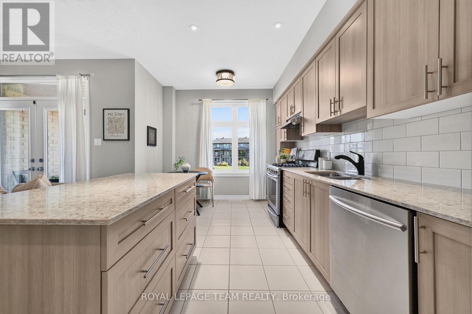 246 Leather Leaf Terrace Property Photo 17