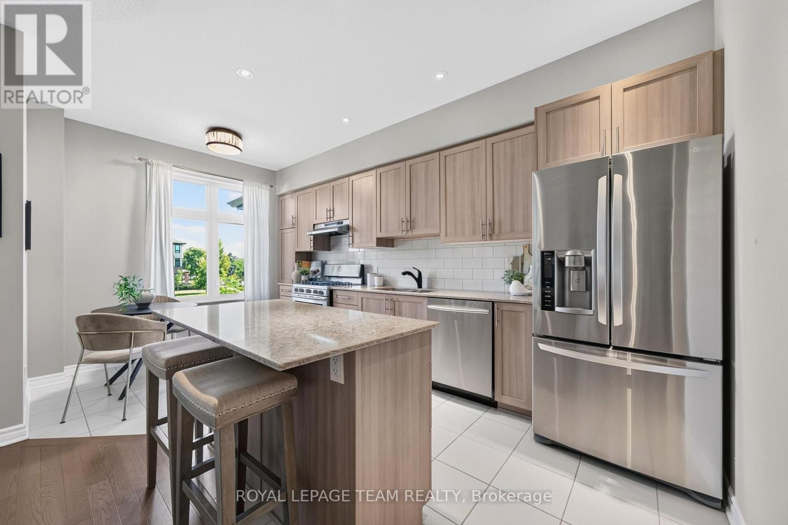 246 Leather Leaf Terrace Property Photo 18