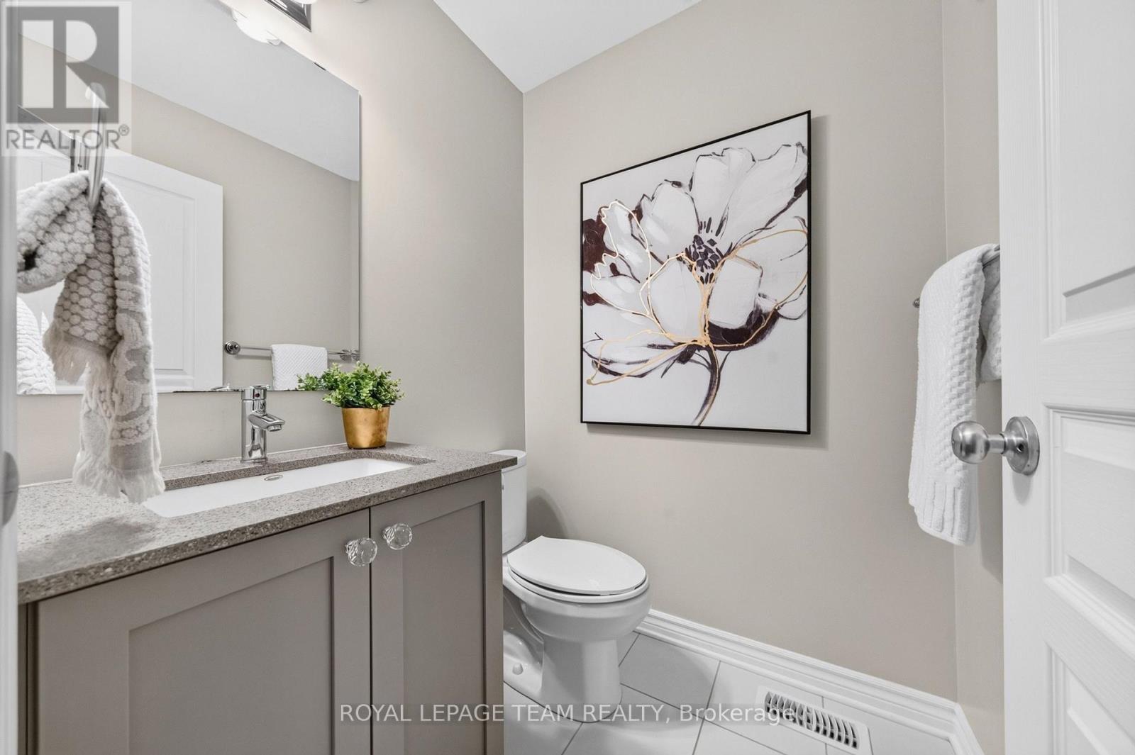 246 Leather Leaf Terrace Property Photo 32