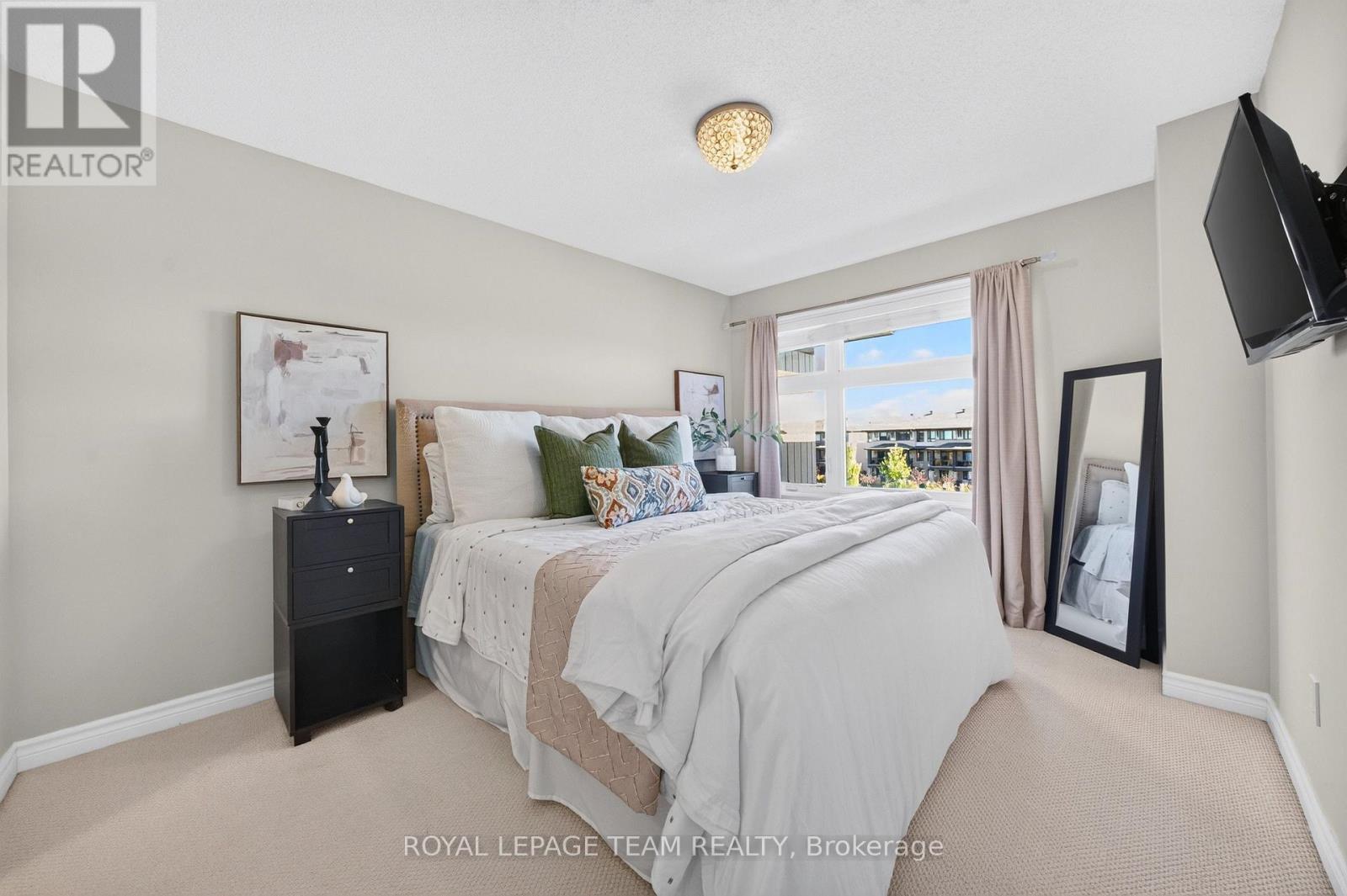 246 Leather Leaf Terrace Property Photo 33