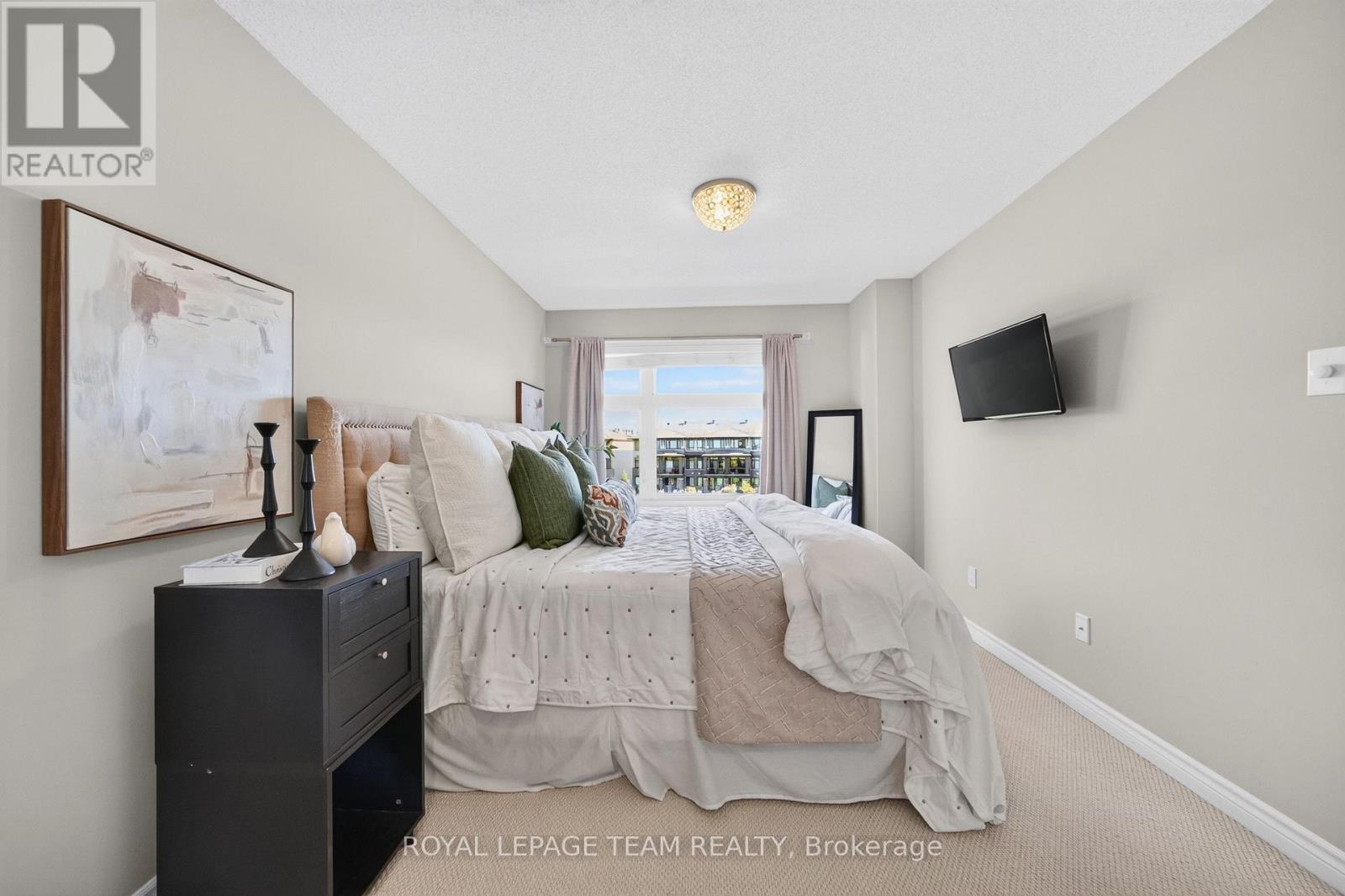 246 Leather Leaf Terrace Property Photo 34