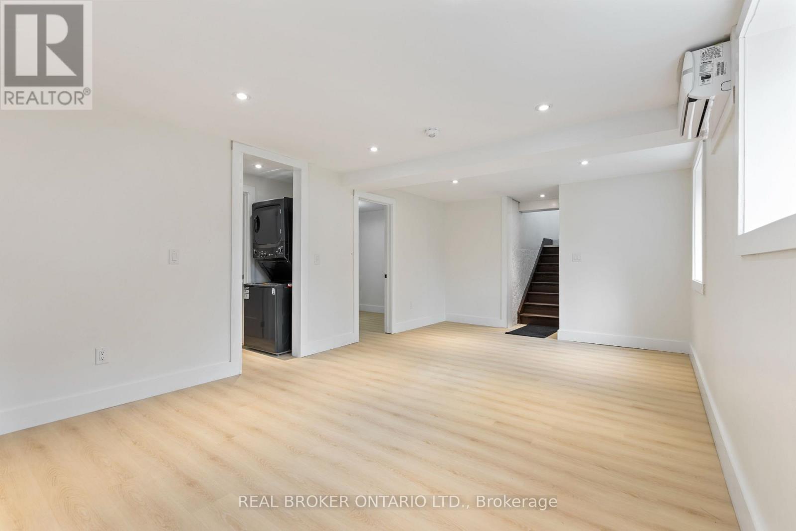 3 - 120 Thorold Road Property Photo 6