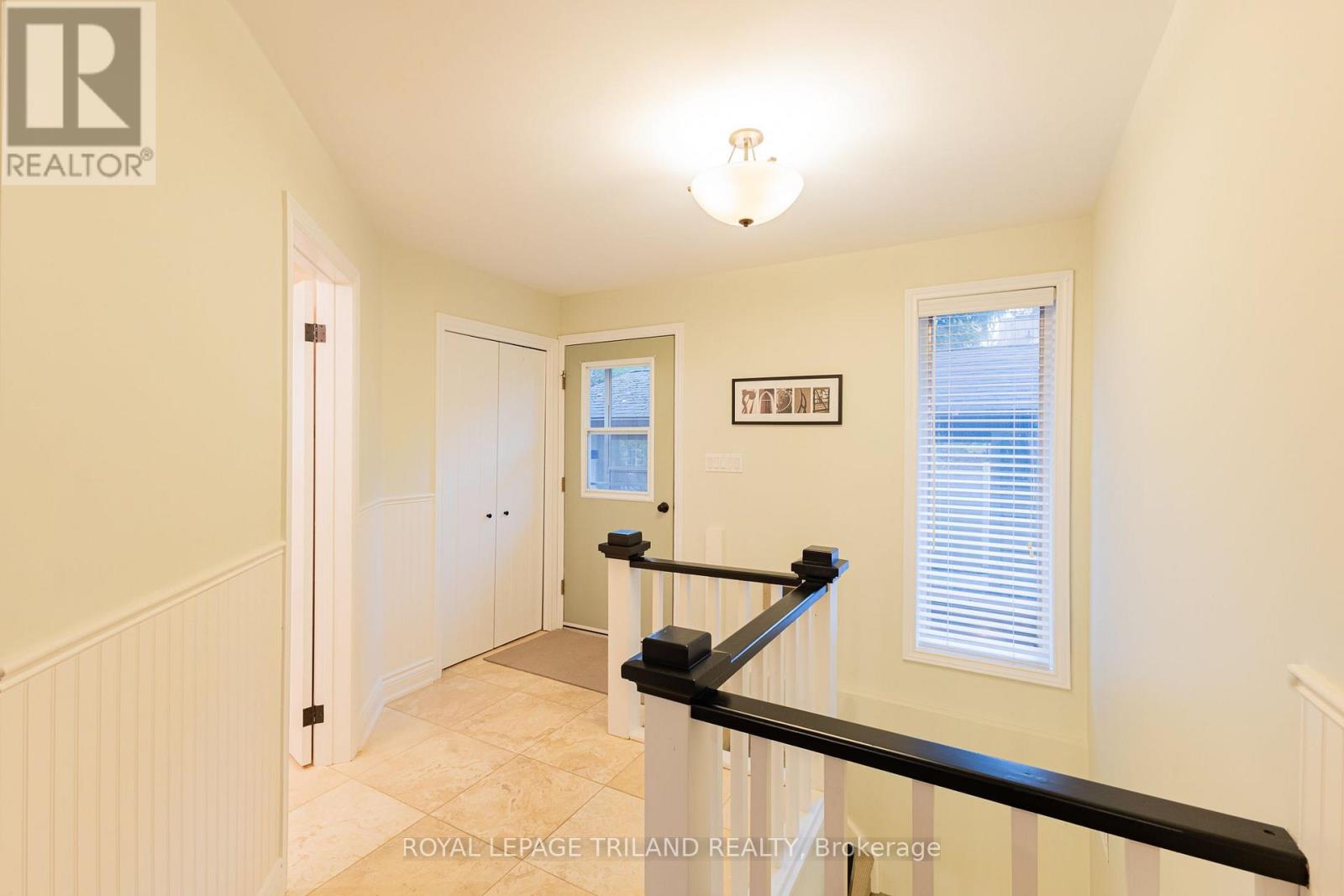 33 Forest Avenue Property Photo 15