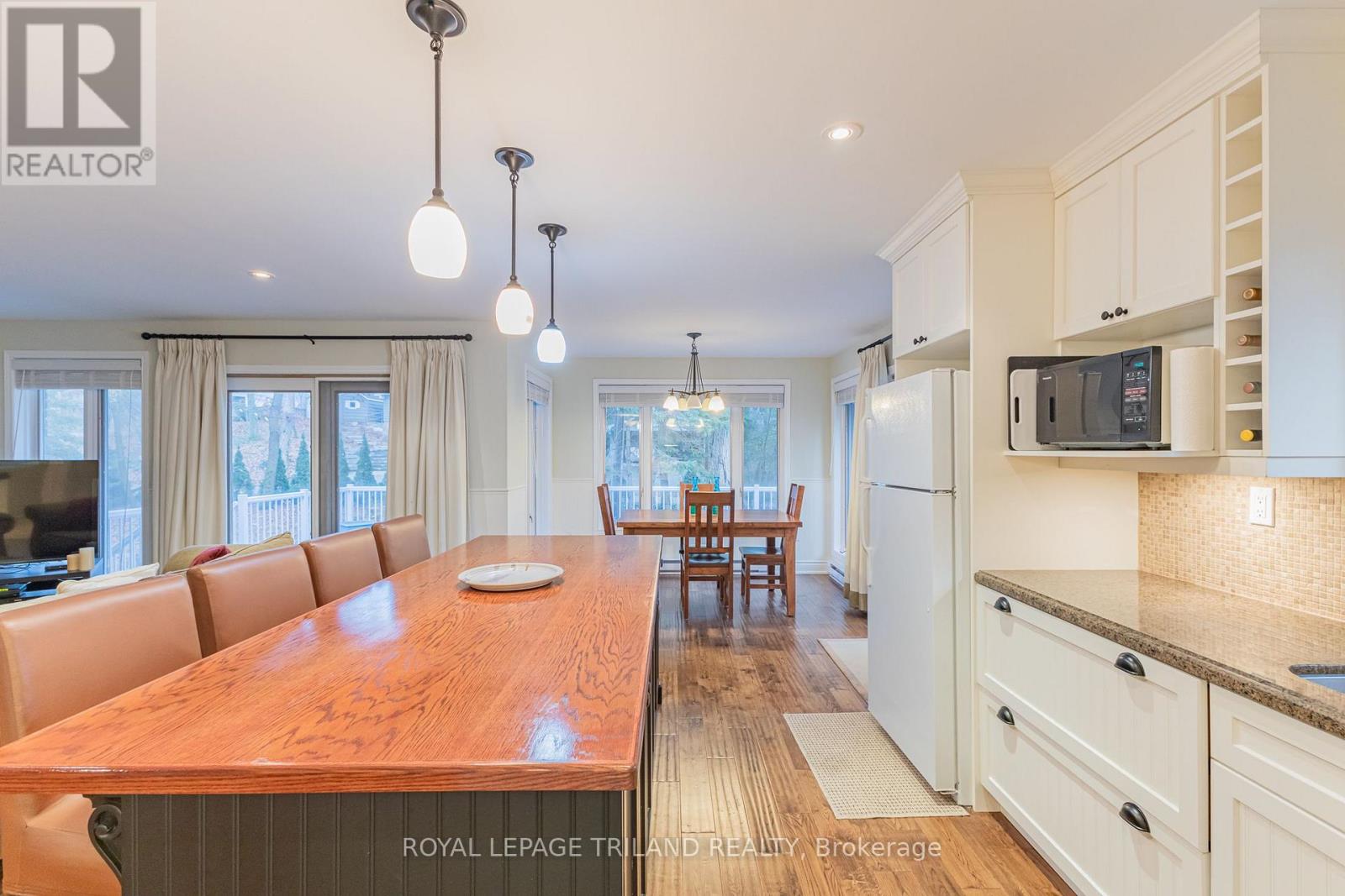 33 Forest Avenue Property Photo 20