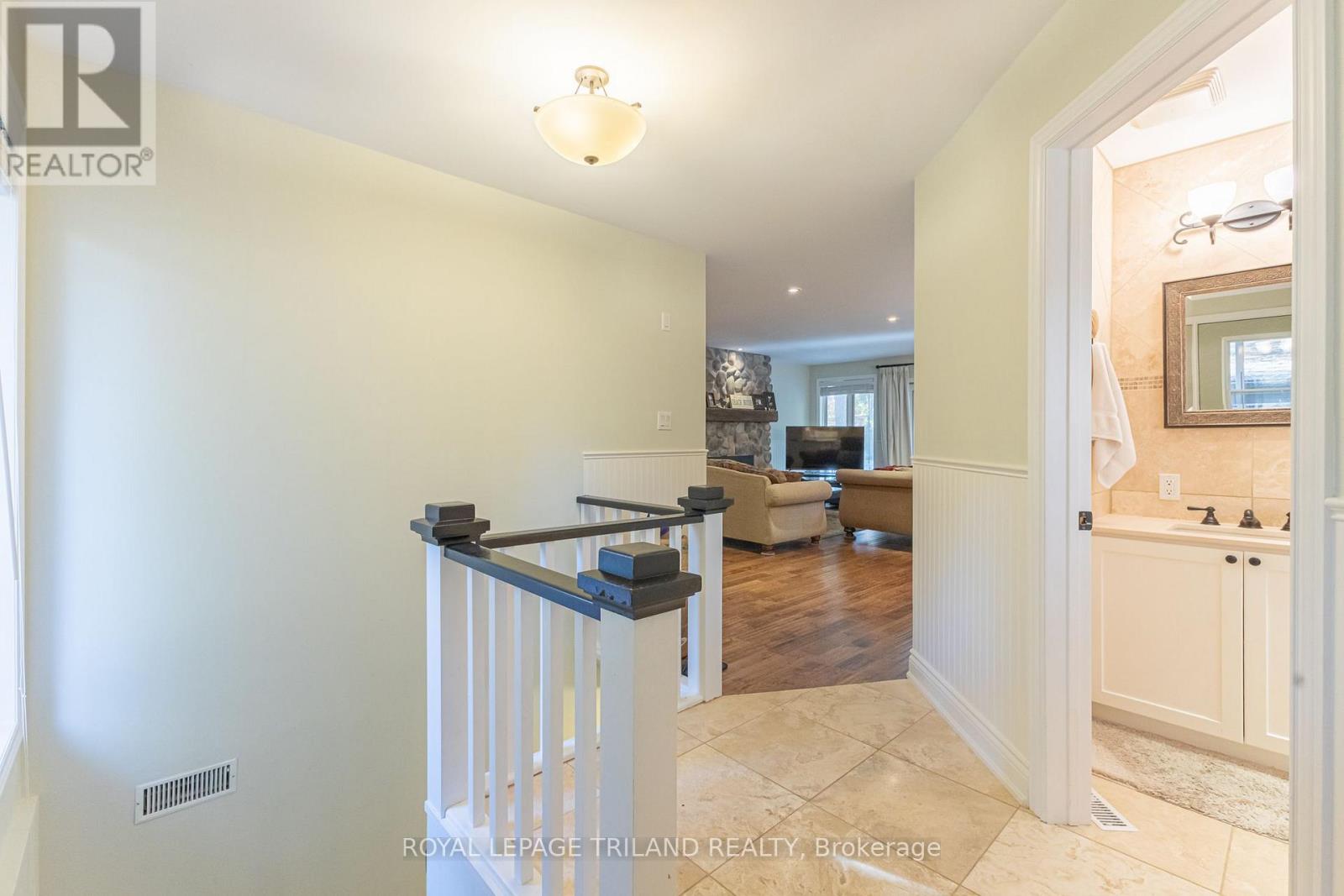 33 Forest Avenue Property Photo 34