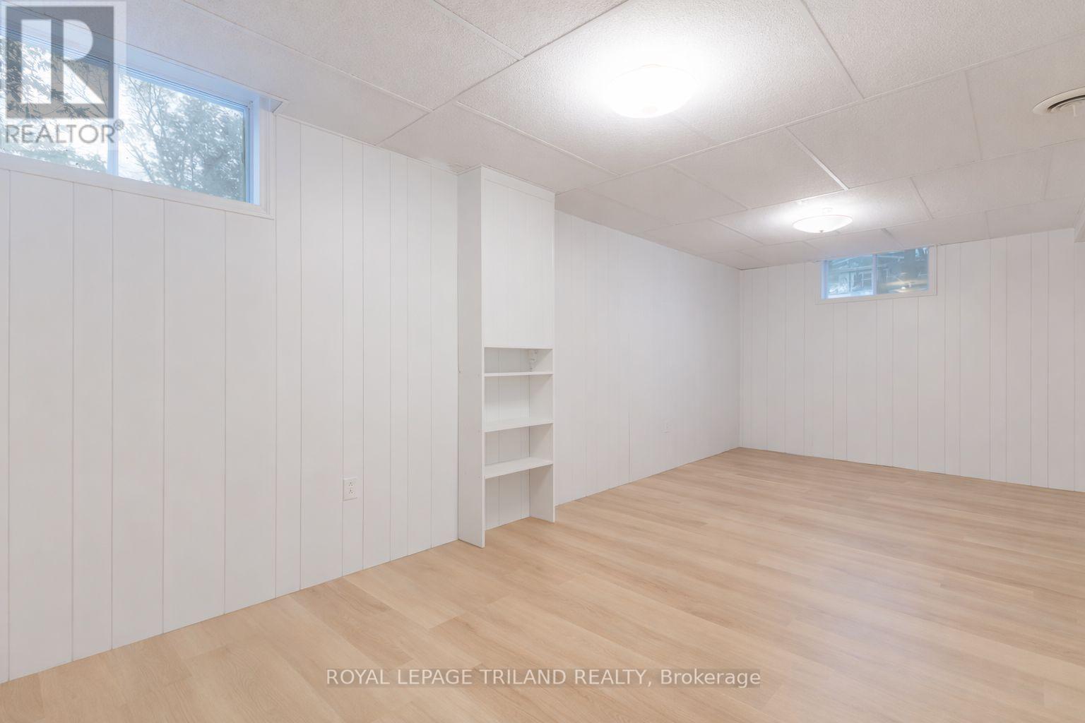 33 Forest Avenue Property Photo 38
