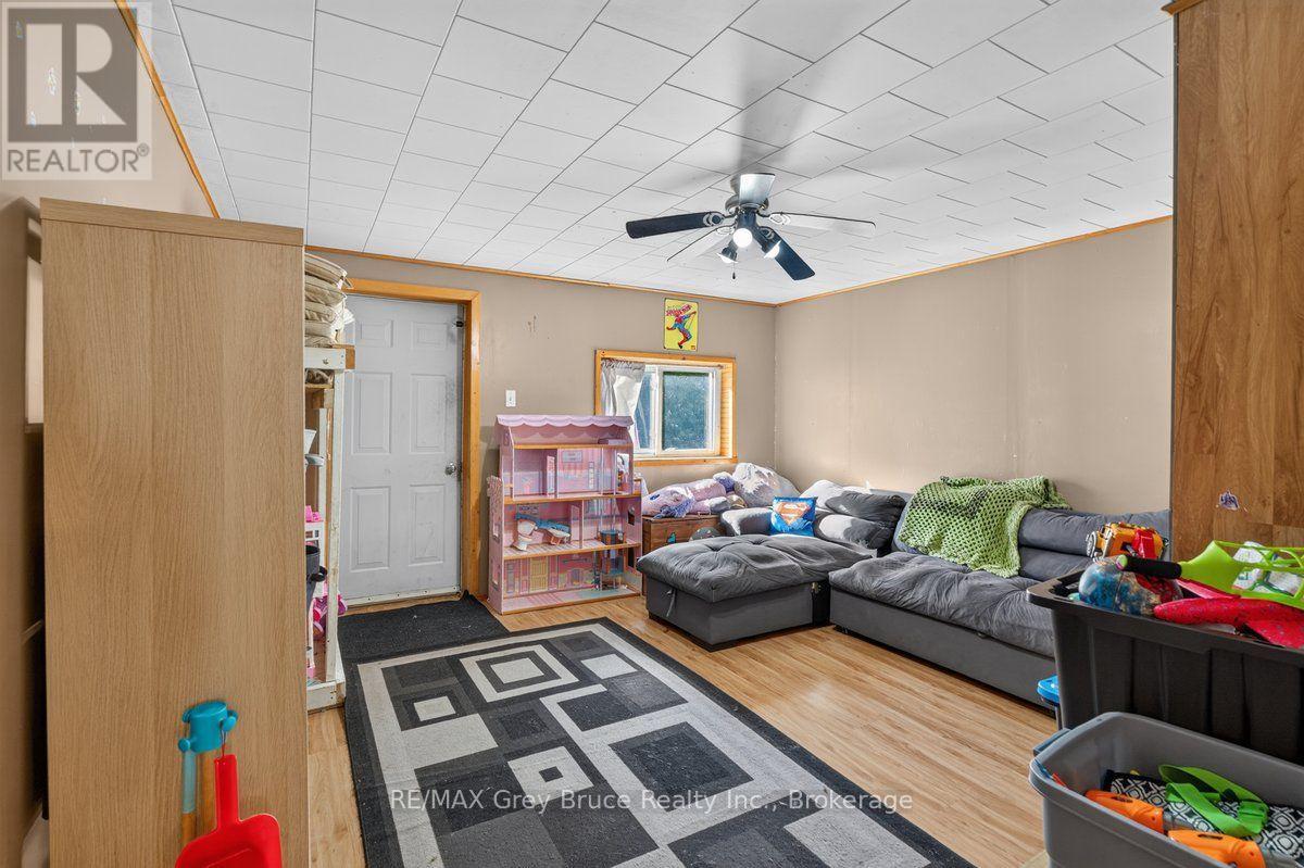 14 Main Street Property Photo 7