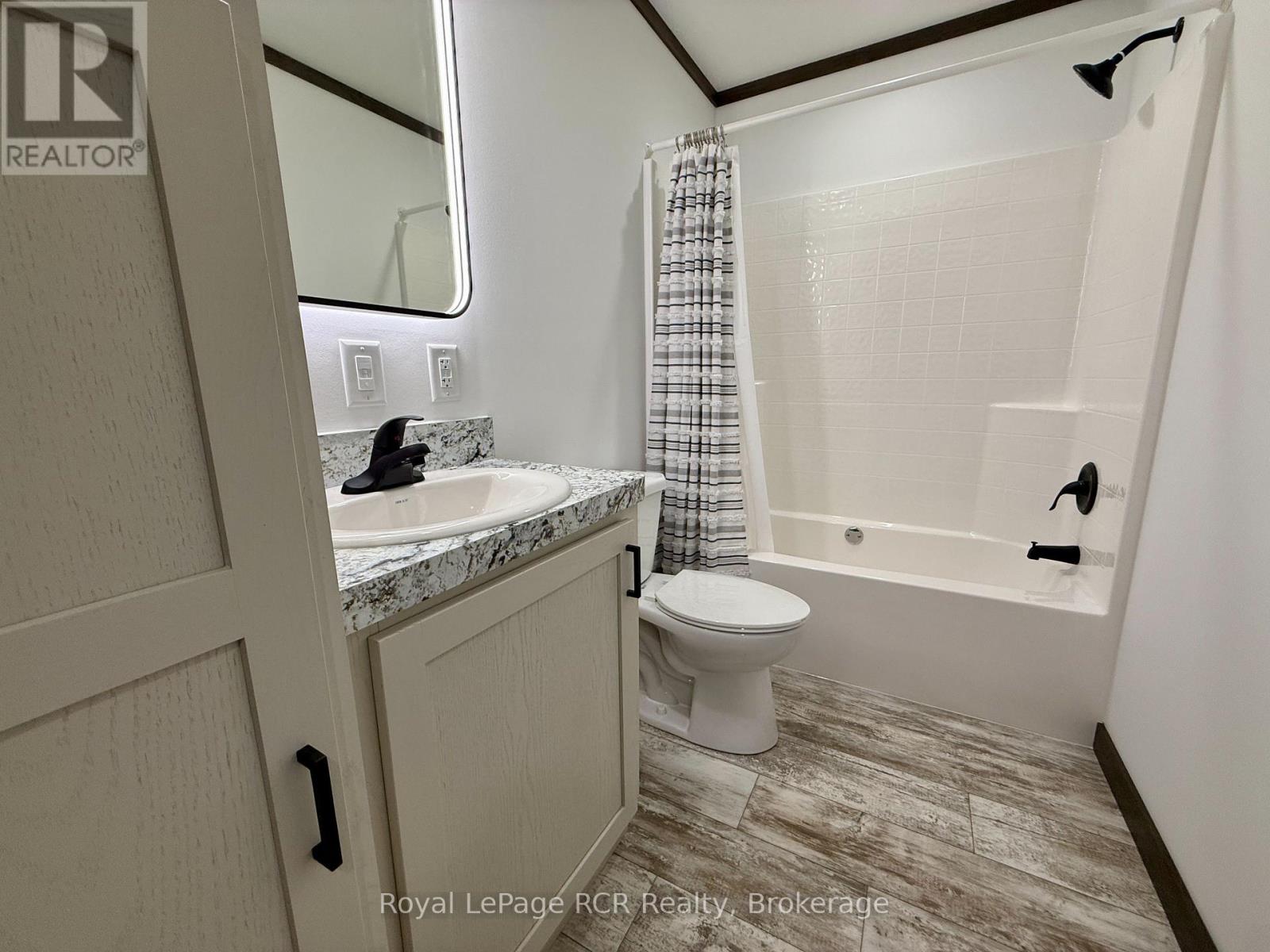 210 Spruce Drive Property Photo 29