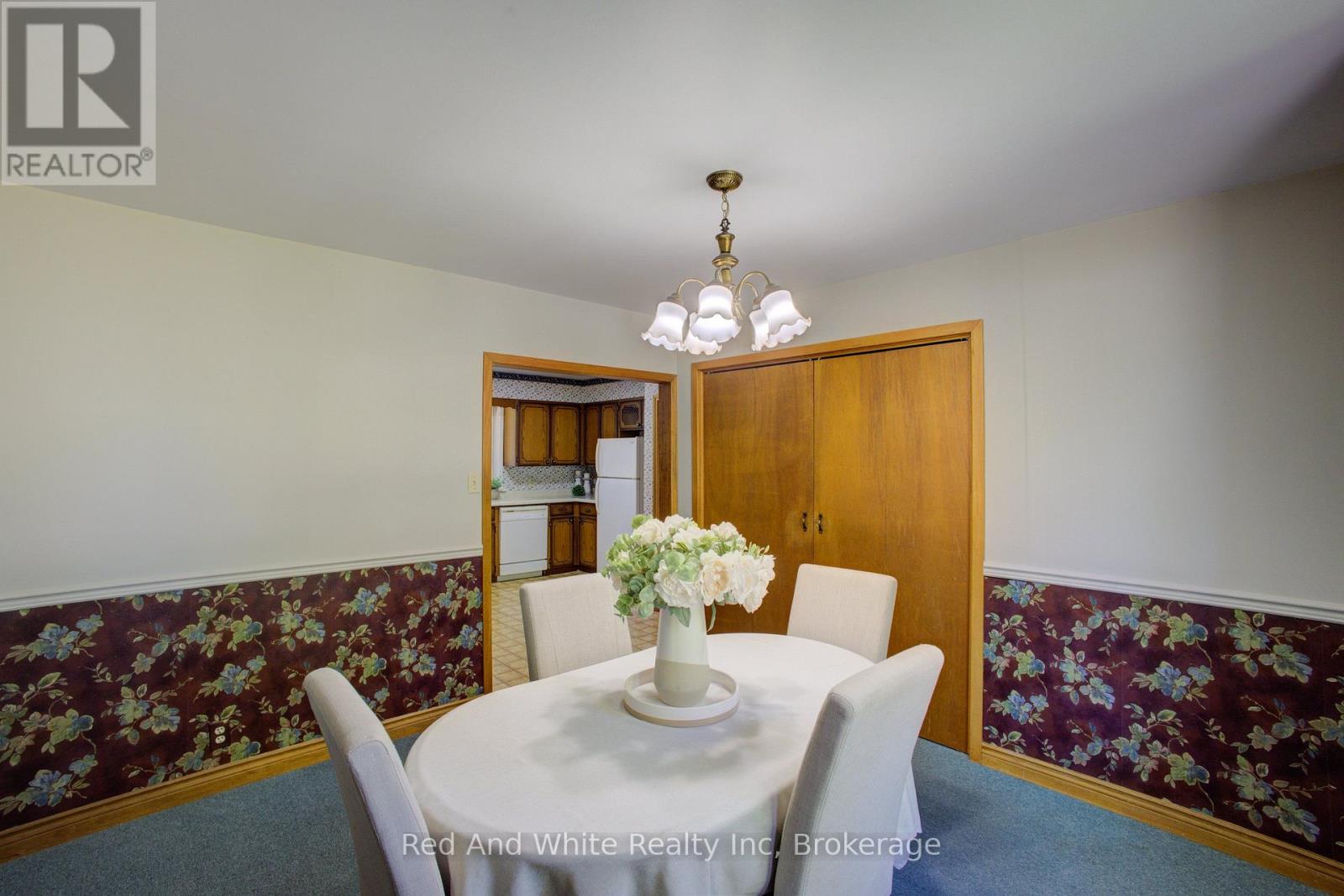 1203 Yonge Street S Property Photo 15