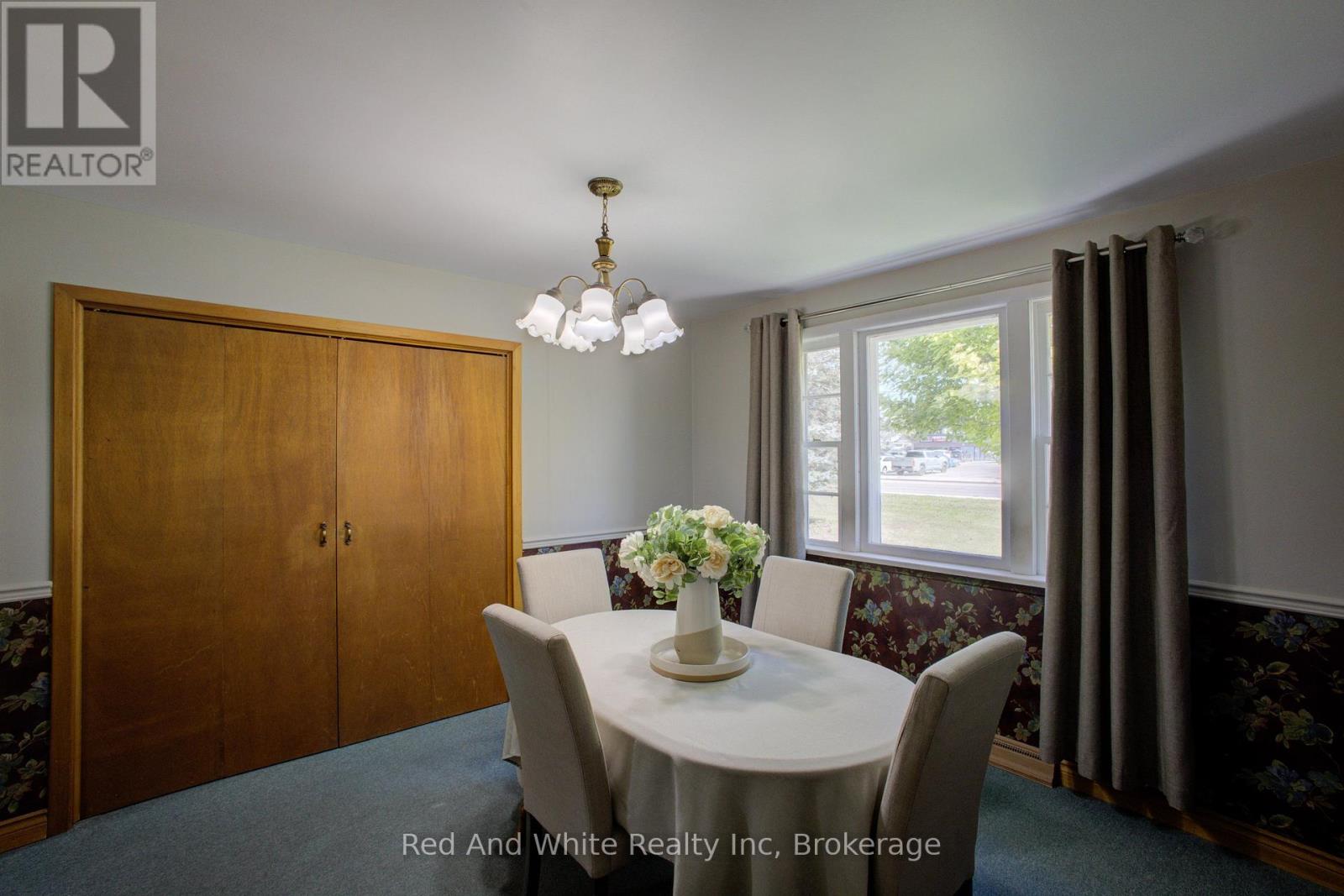 1203 Yonge Street S Property Photo 16