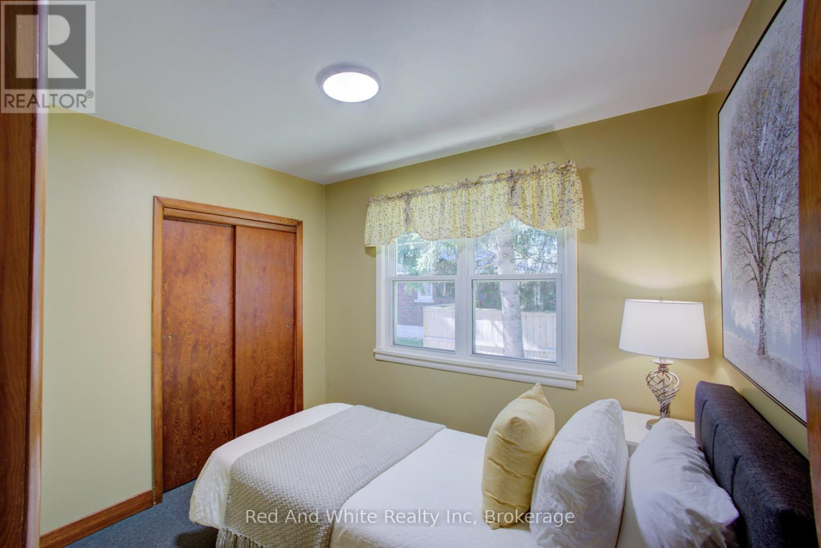 1203 Yonge Street S Property Photo 22