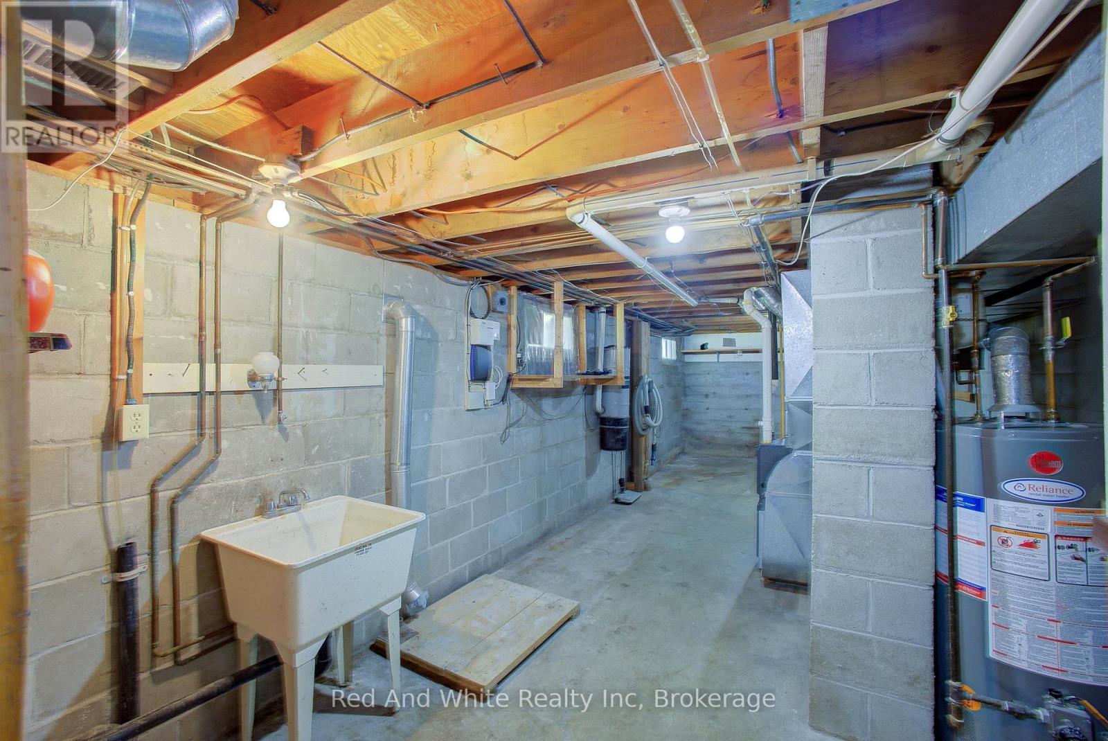 1203 Yonge Street S Property Photo 31