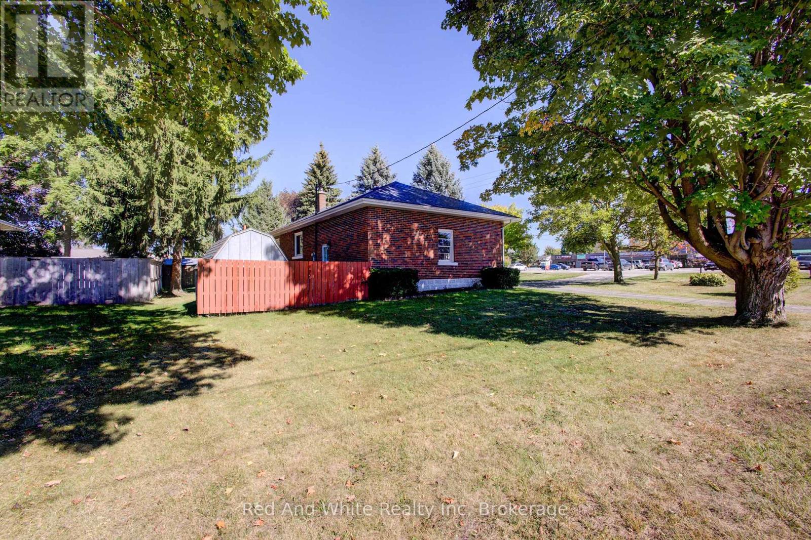 1203 Yonge Street S Property Photo 35