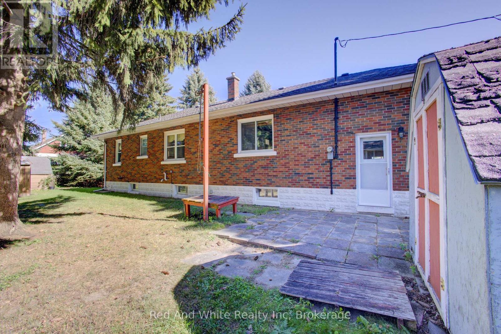 1203 Yonge Street S Property Photo 36