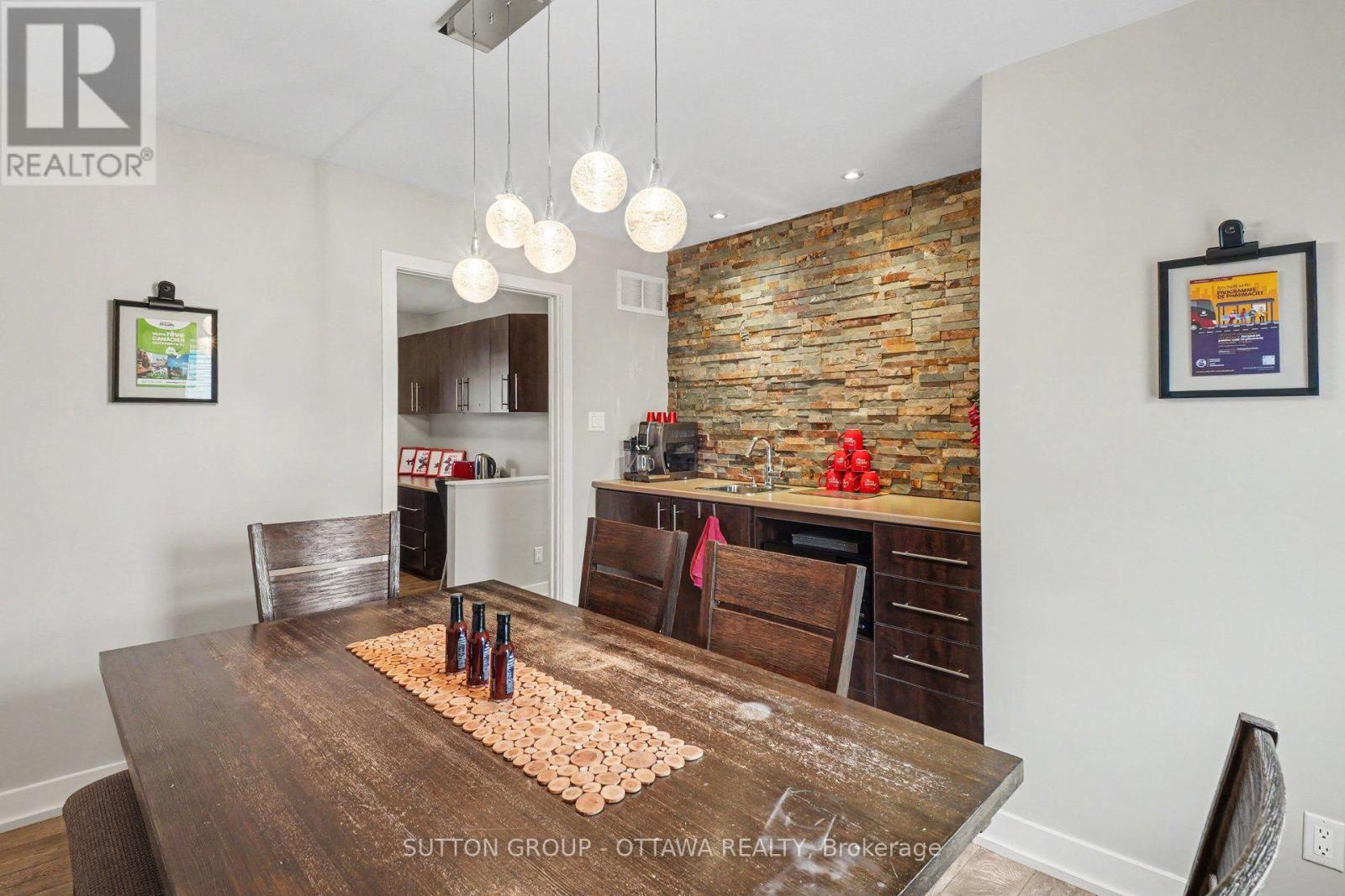 1343 Labrie Avenue Property Photo 8