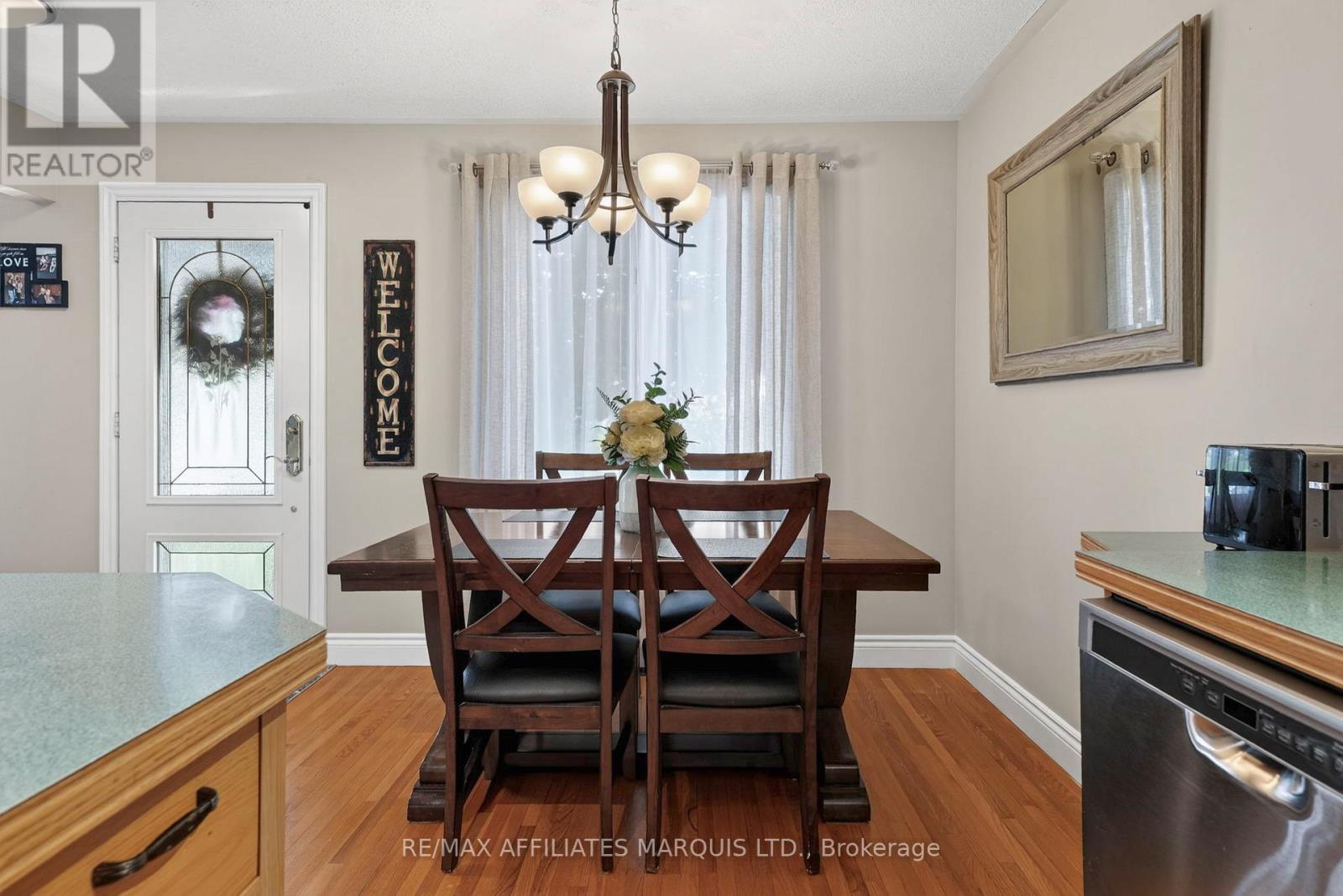 824 Alice Street Property Photo 10