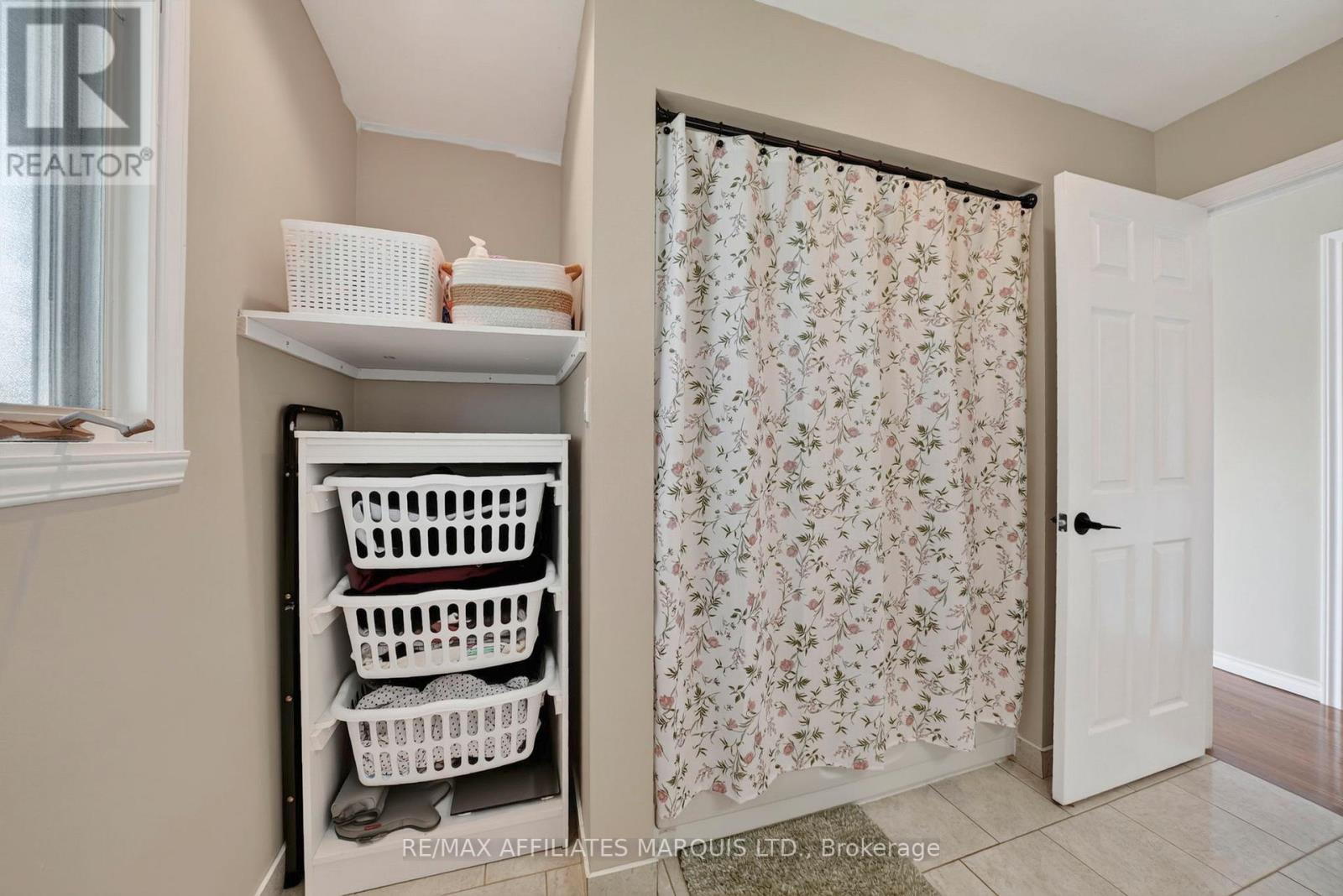 824 Alice Street Property Photo 17