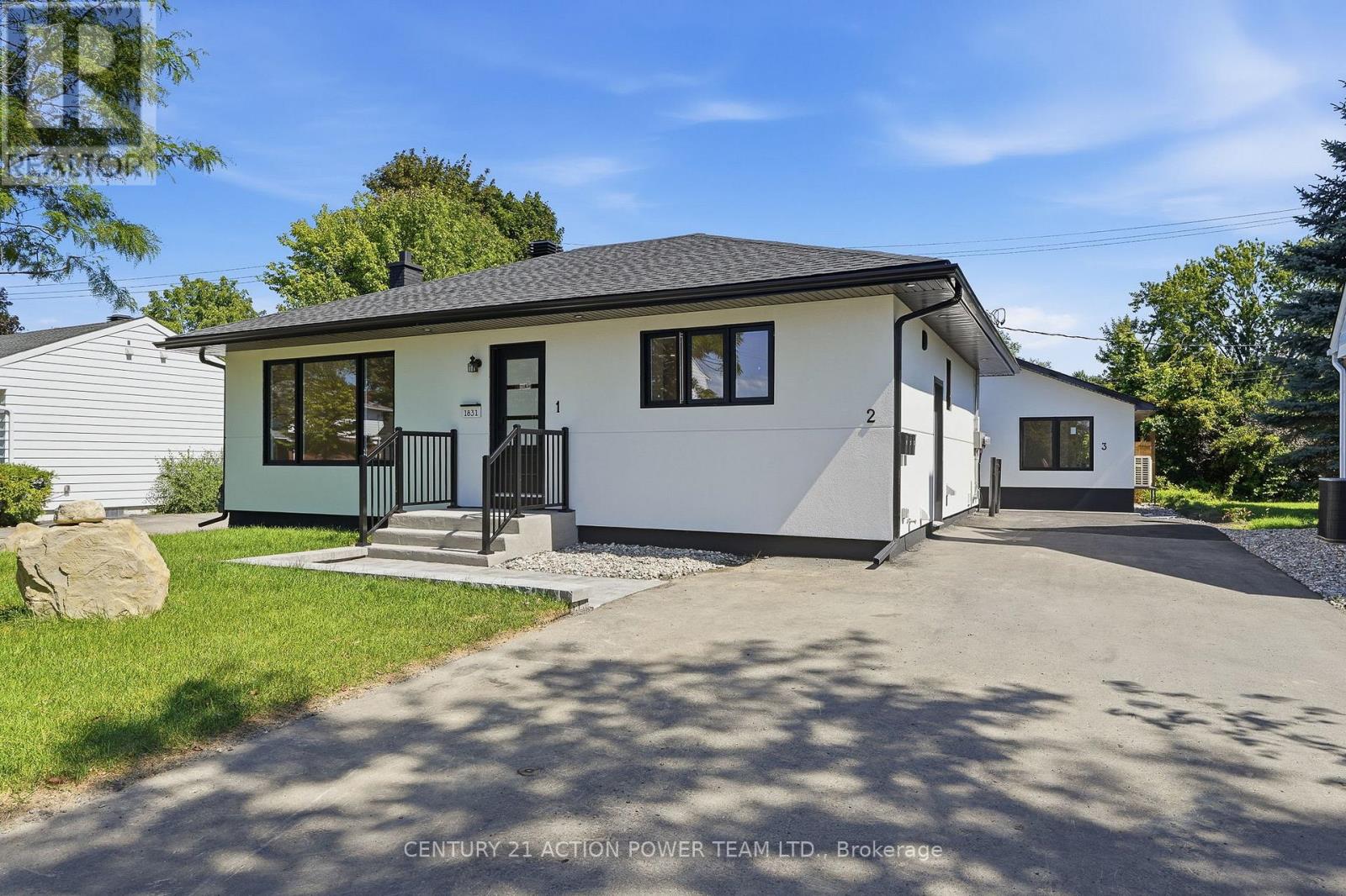 1831 Haig Drive S Property Photo 1