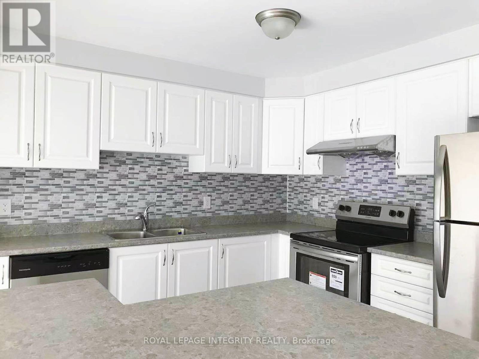 705 Logperch Circle Property Photo 9