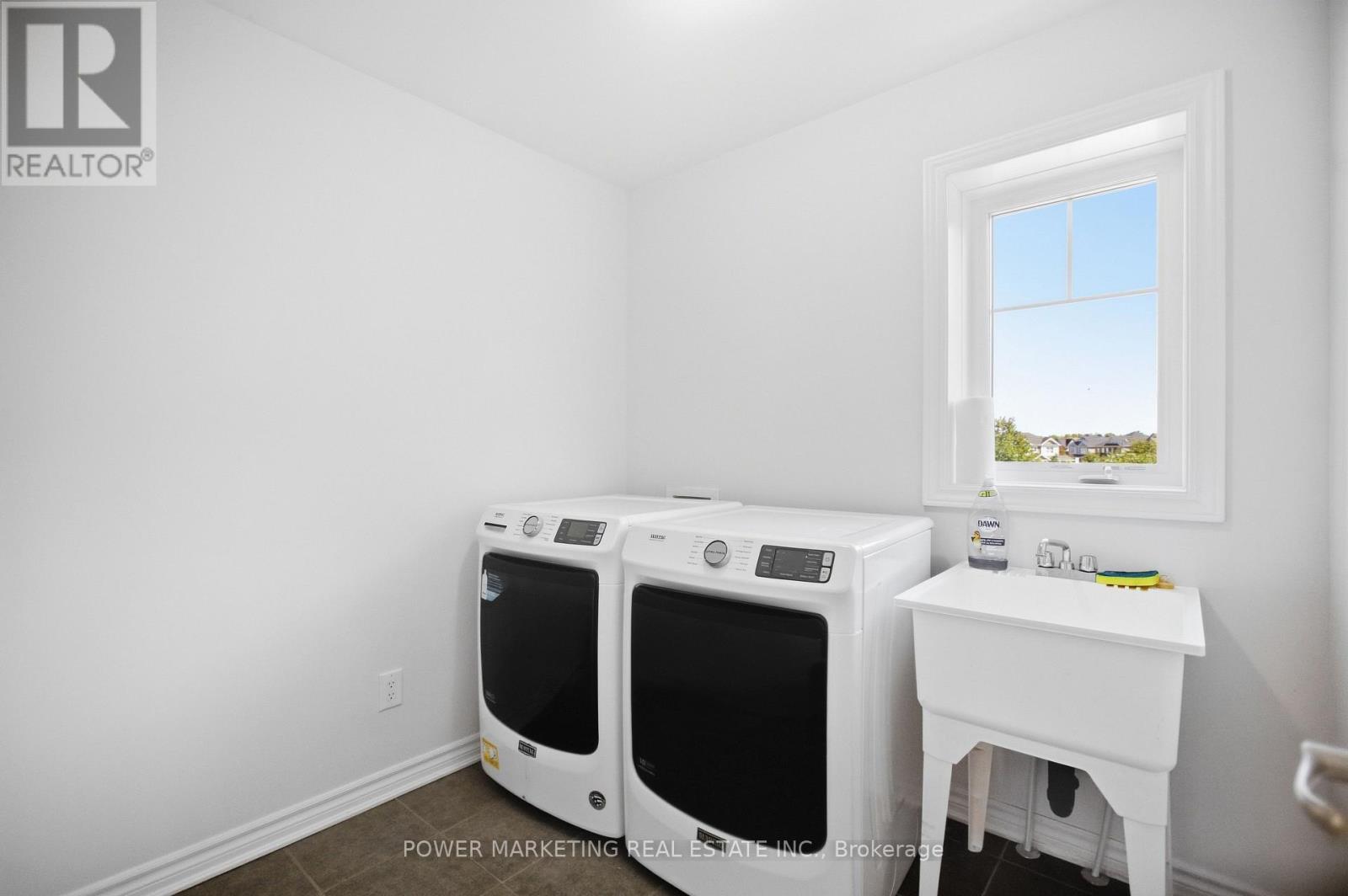 618 Monardia Way Property Photo 29