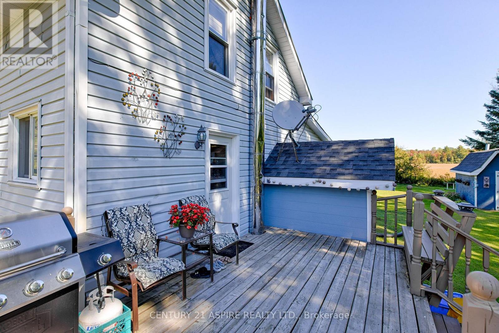 1085 Forest Lea Road Property Photo 33
