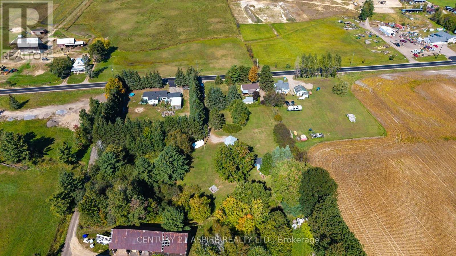 1085 Forest Lea Road Property Photo 37