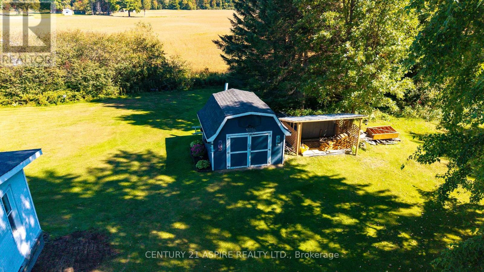 1085 Forest Lea Road Property Photo 40