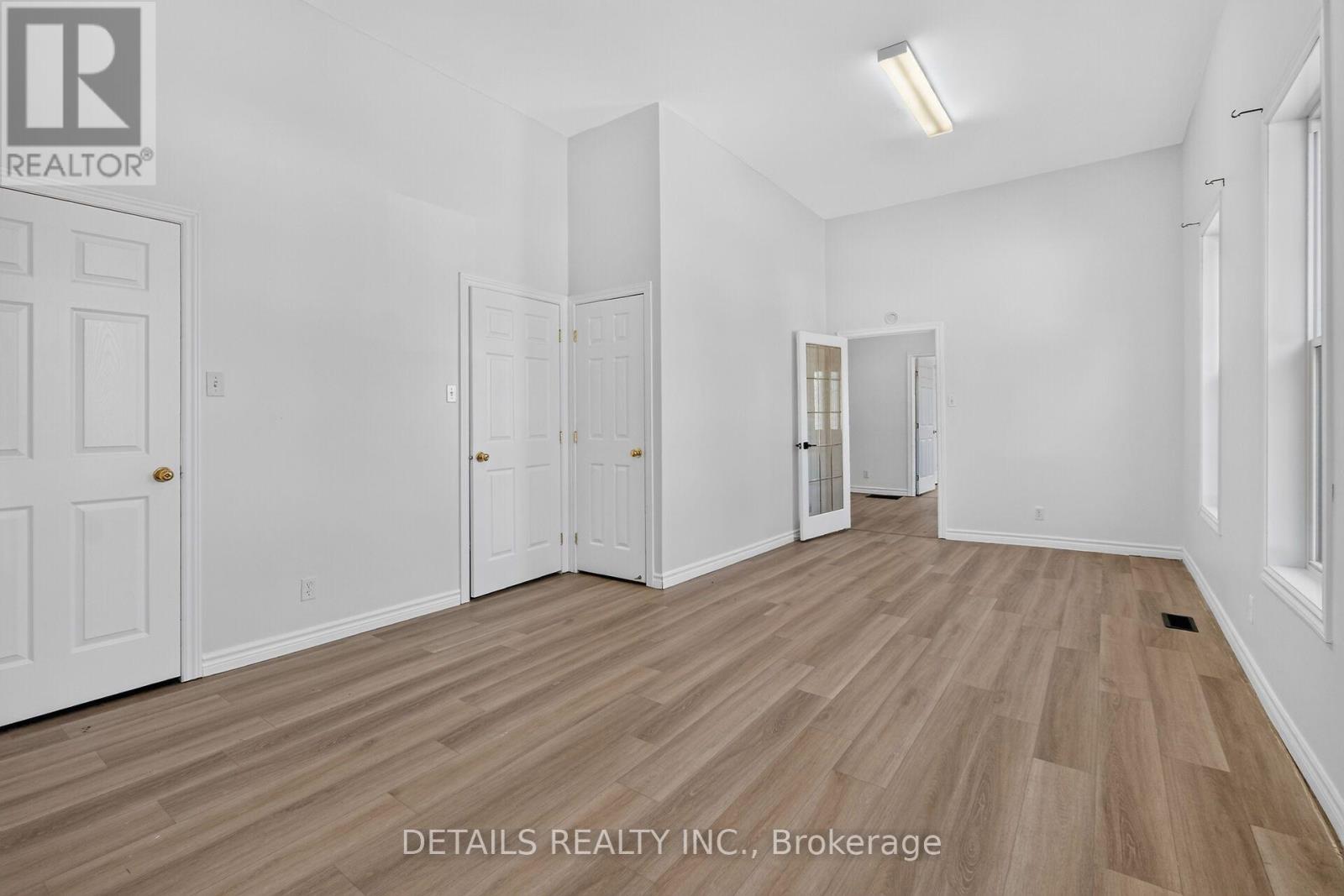 9 Rue De L'ecole Street Property Photo 7