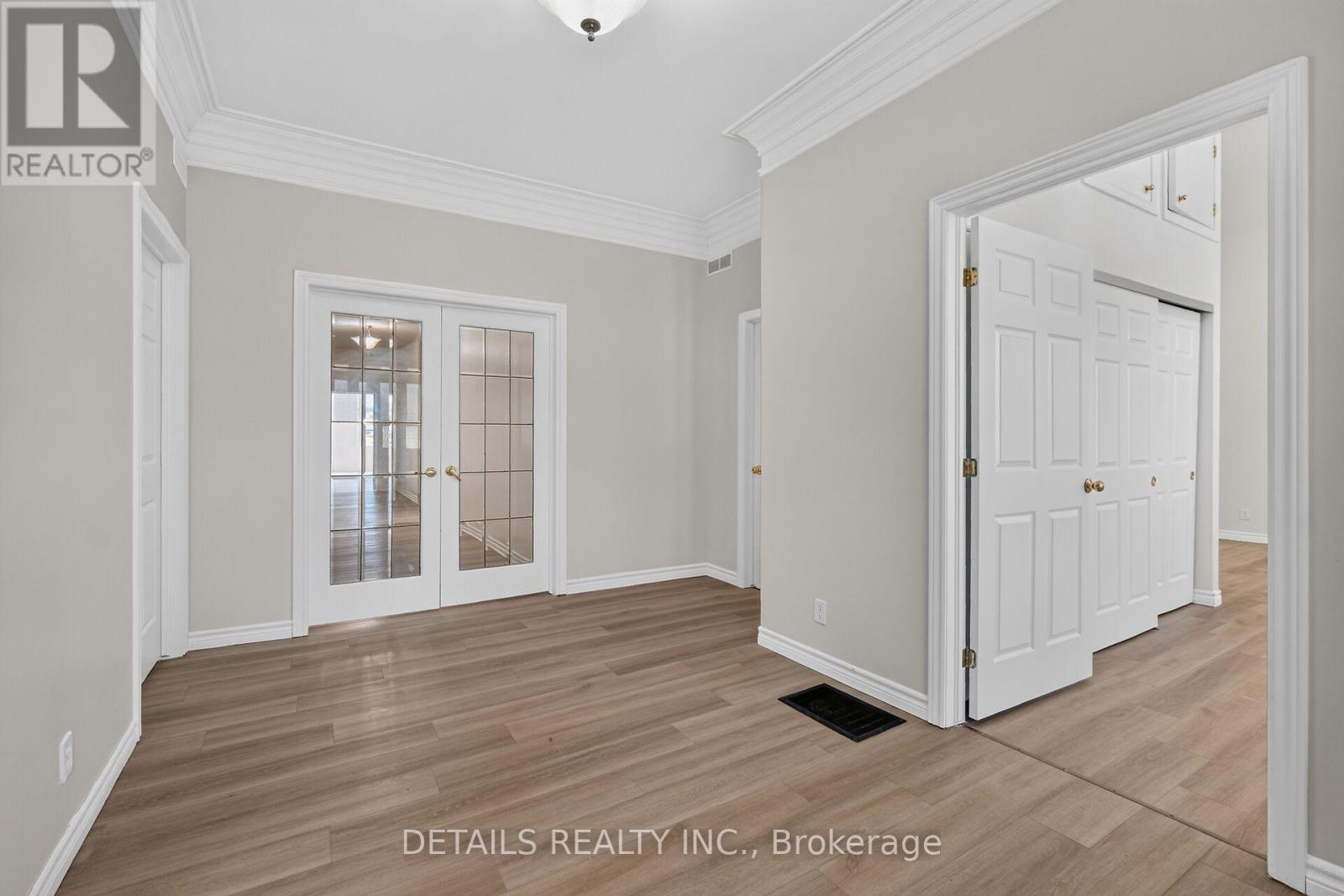9 Rue De L'ecole Street Property Photo 12