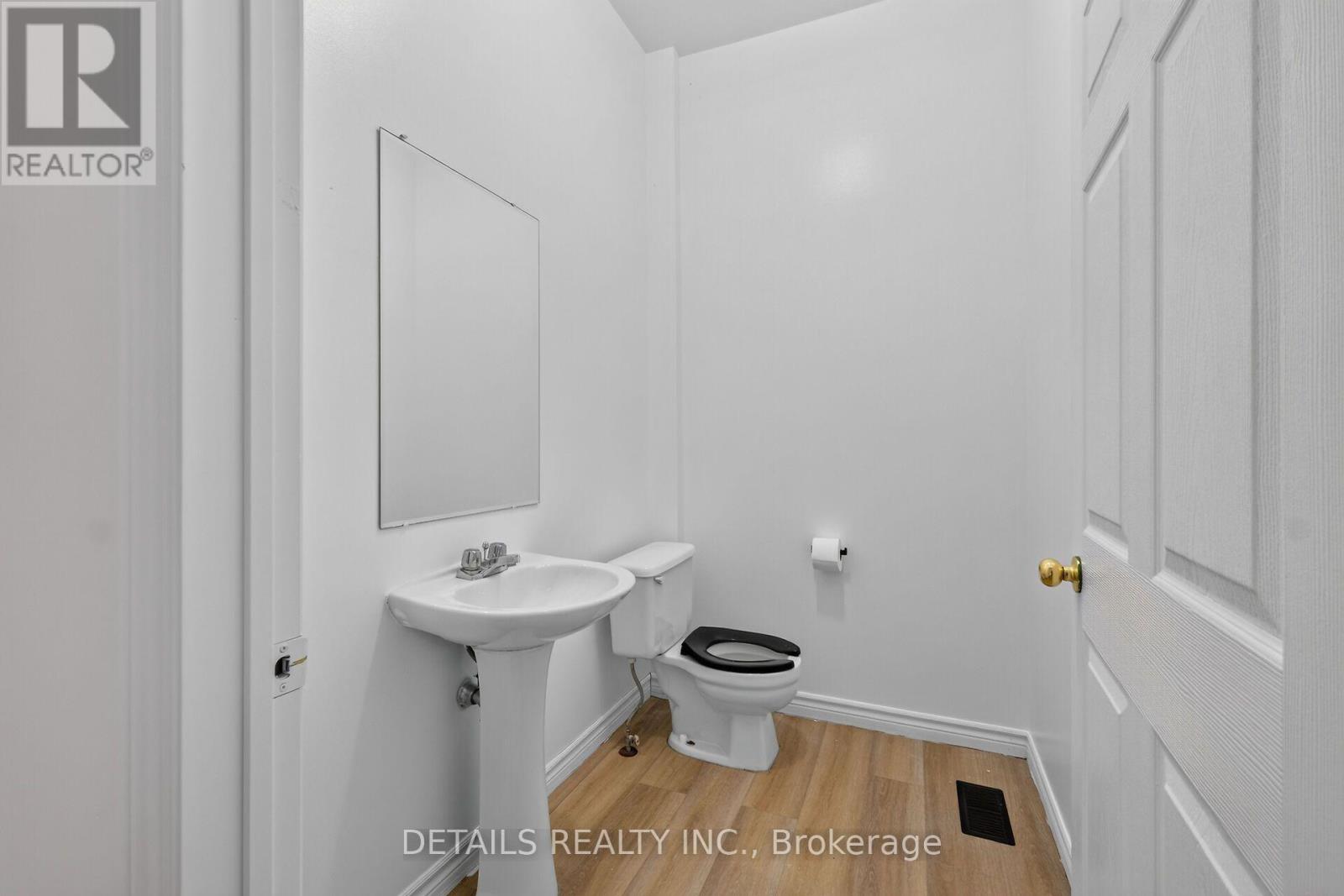9 Rue De L'ecole Street Property Photo 22