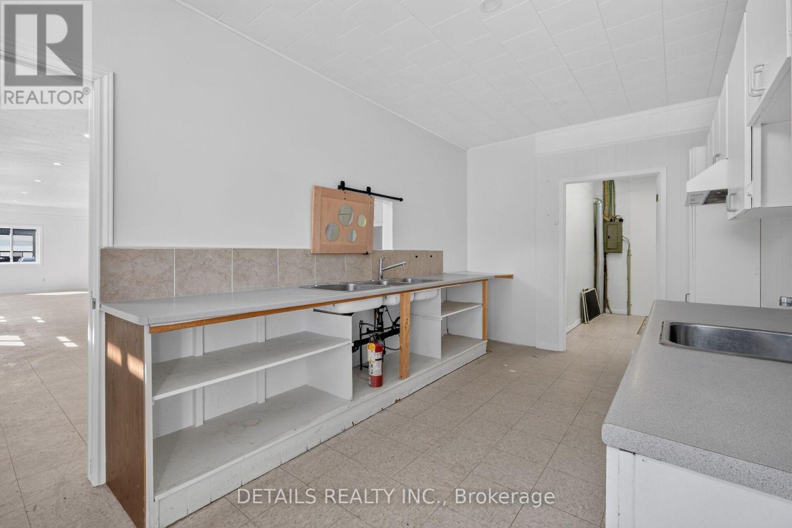 9 Rue De L'ecole Street Property Photo 23
