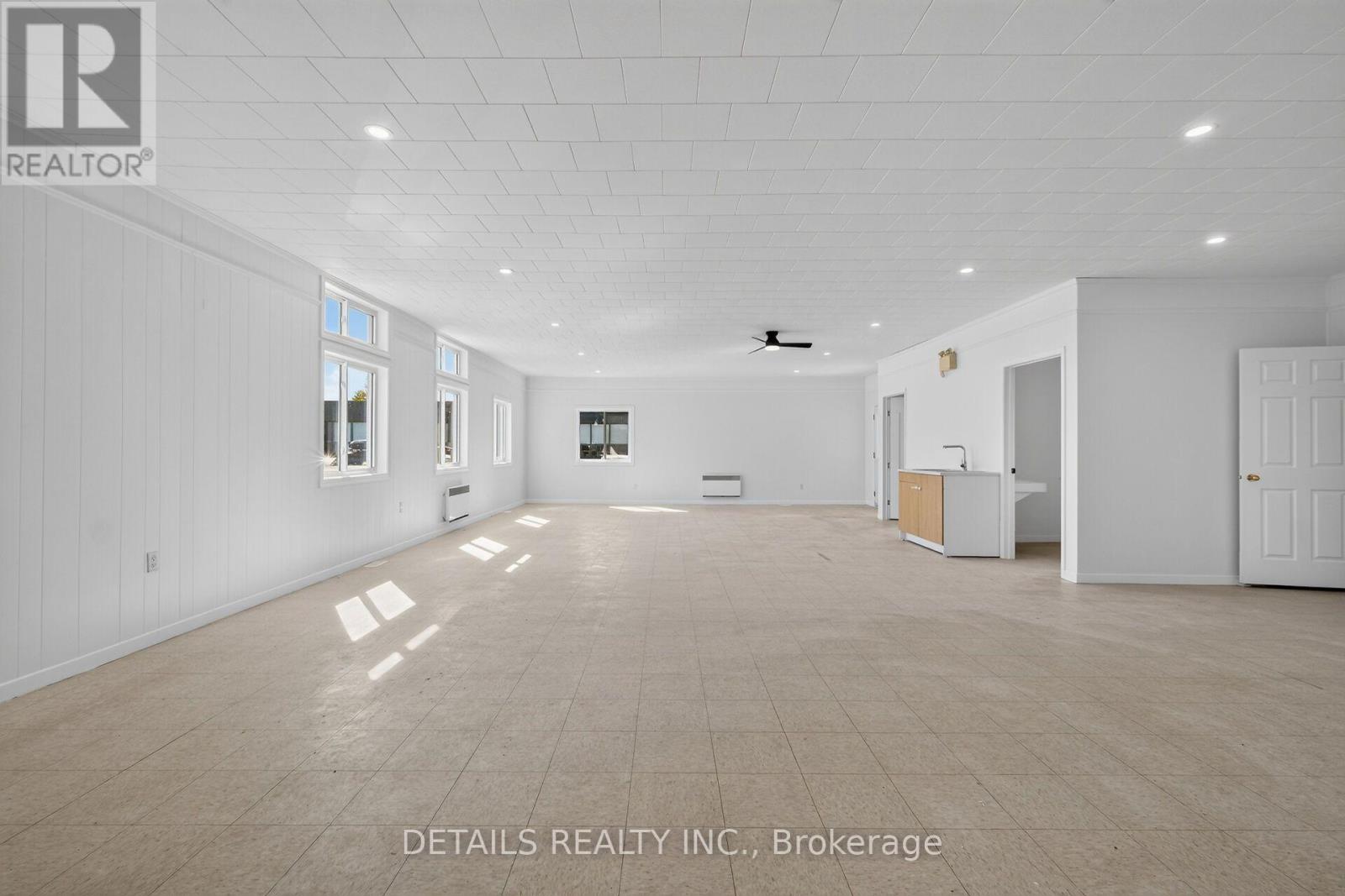 9 Rue De L'ecole Street Property Photo 35