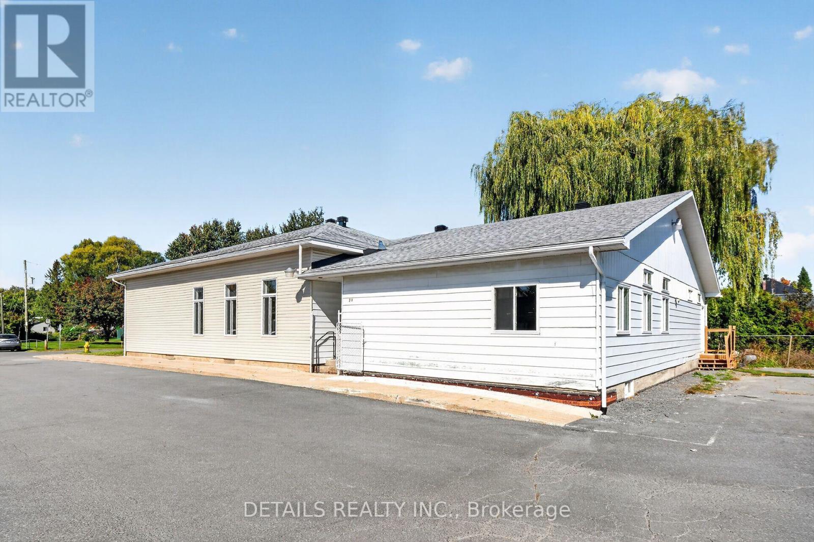 9 Rue De L'ecole Street Property Photo 43