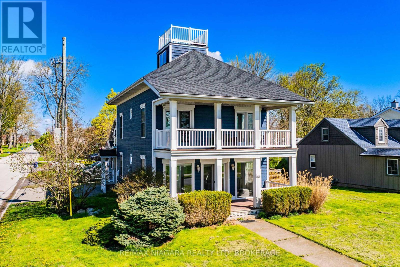 616 Lakeshore Road Property Photo 1
