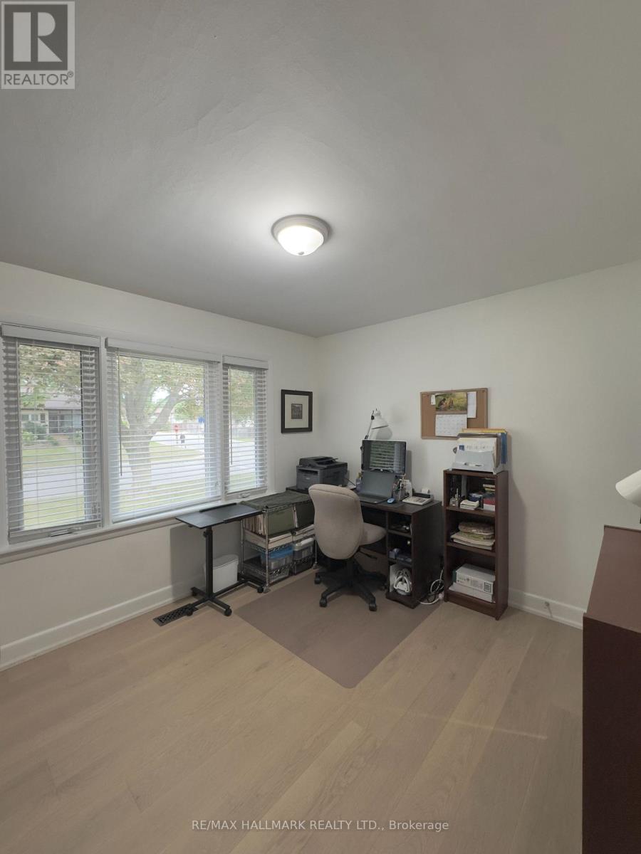 121 West 23rd Street Property Photo 12