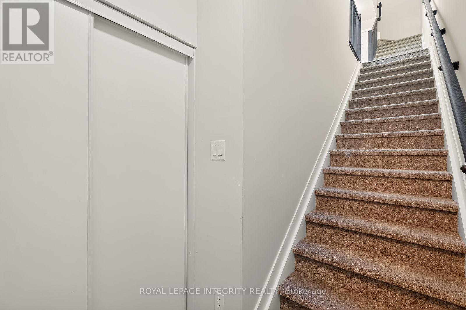 303 Olivenite Private S Property Photo 6