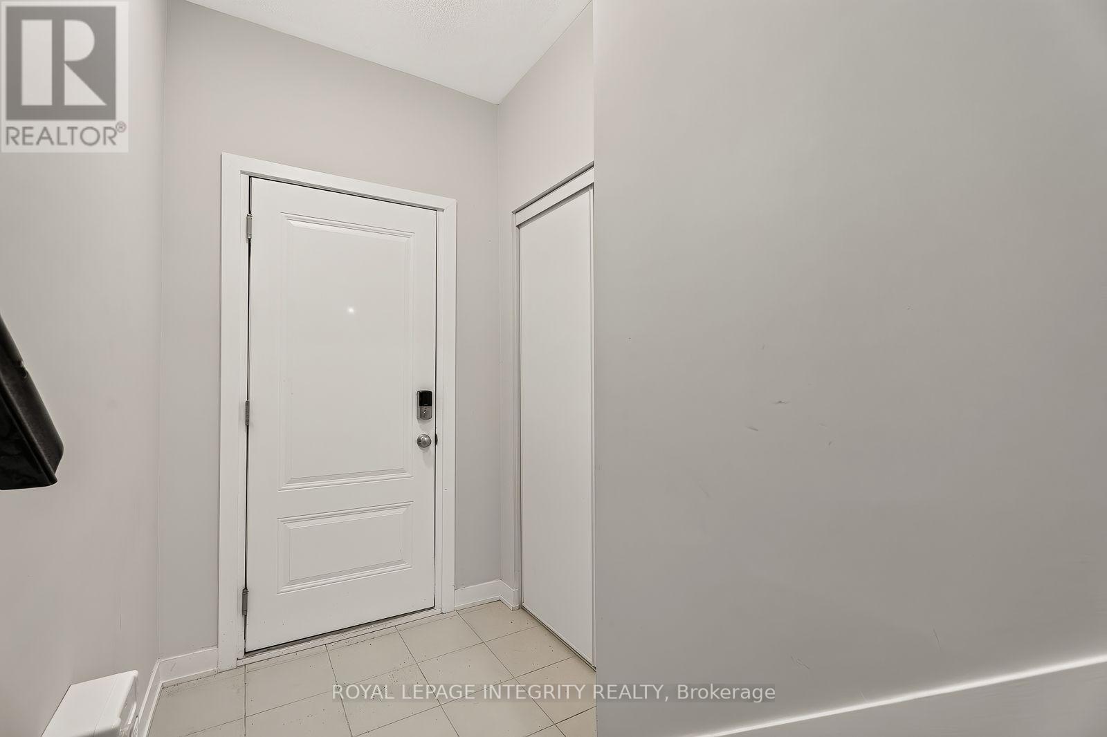 303 Olivenite Private S Property Photo 7
